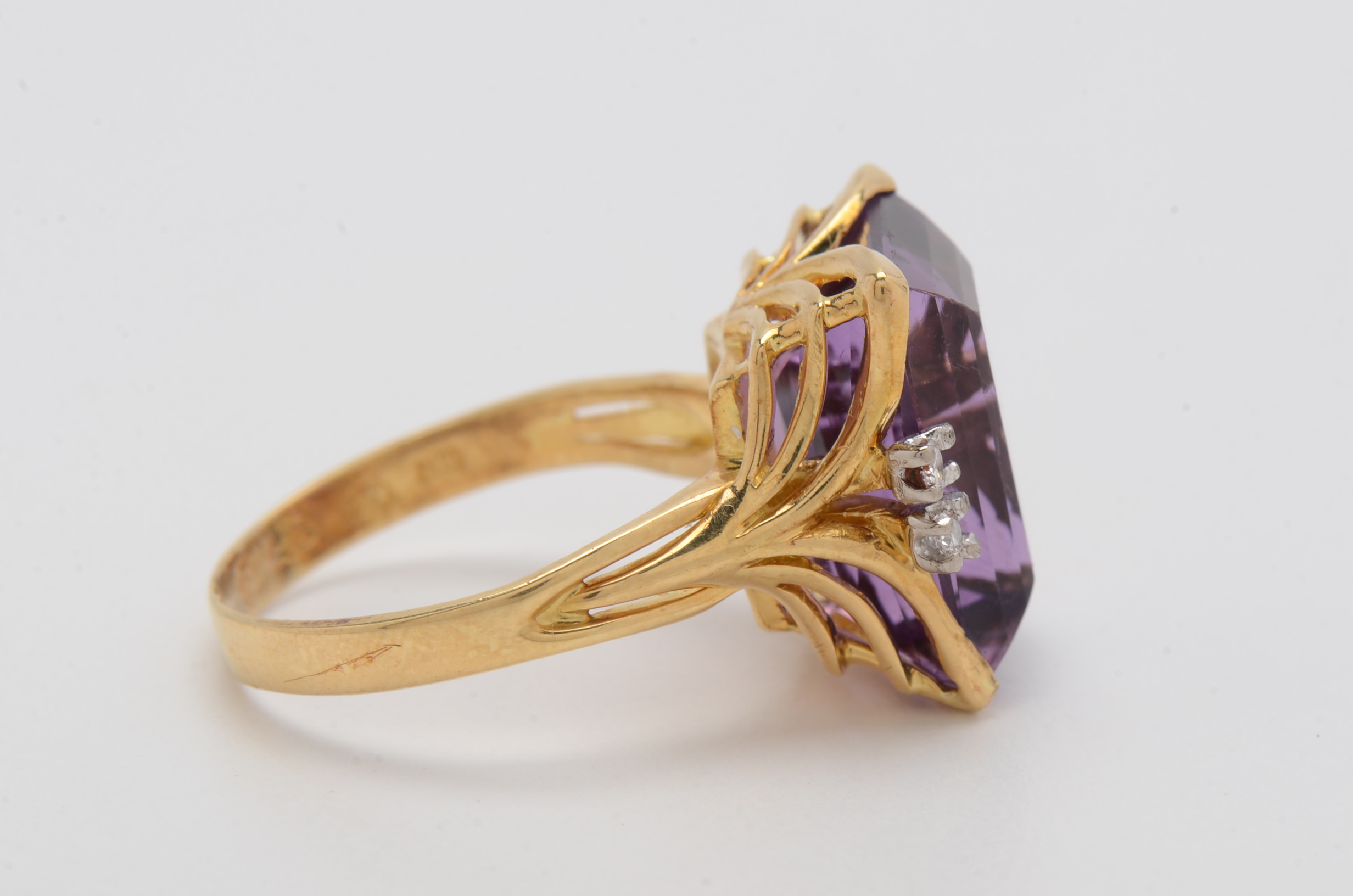 18K Yellow Gold Prong Set Amethyst and Diamond Ring