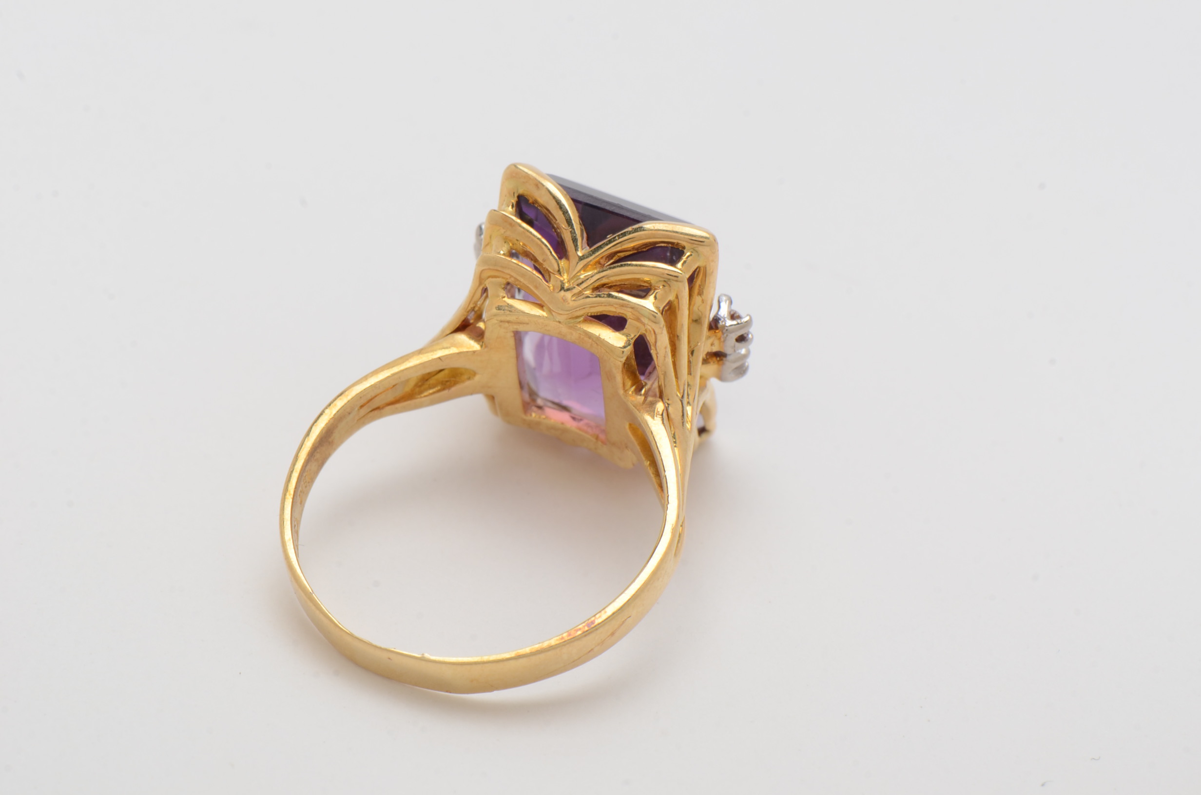 18K Yellow Gold Prong Set Amethyst and Diamond Ring