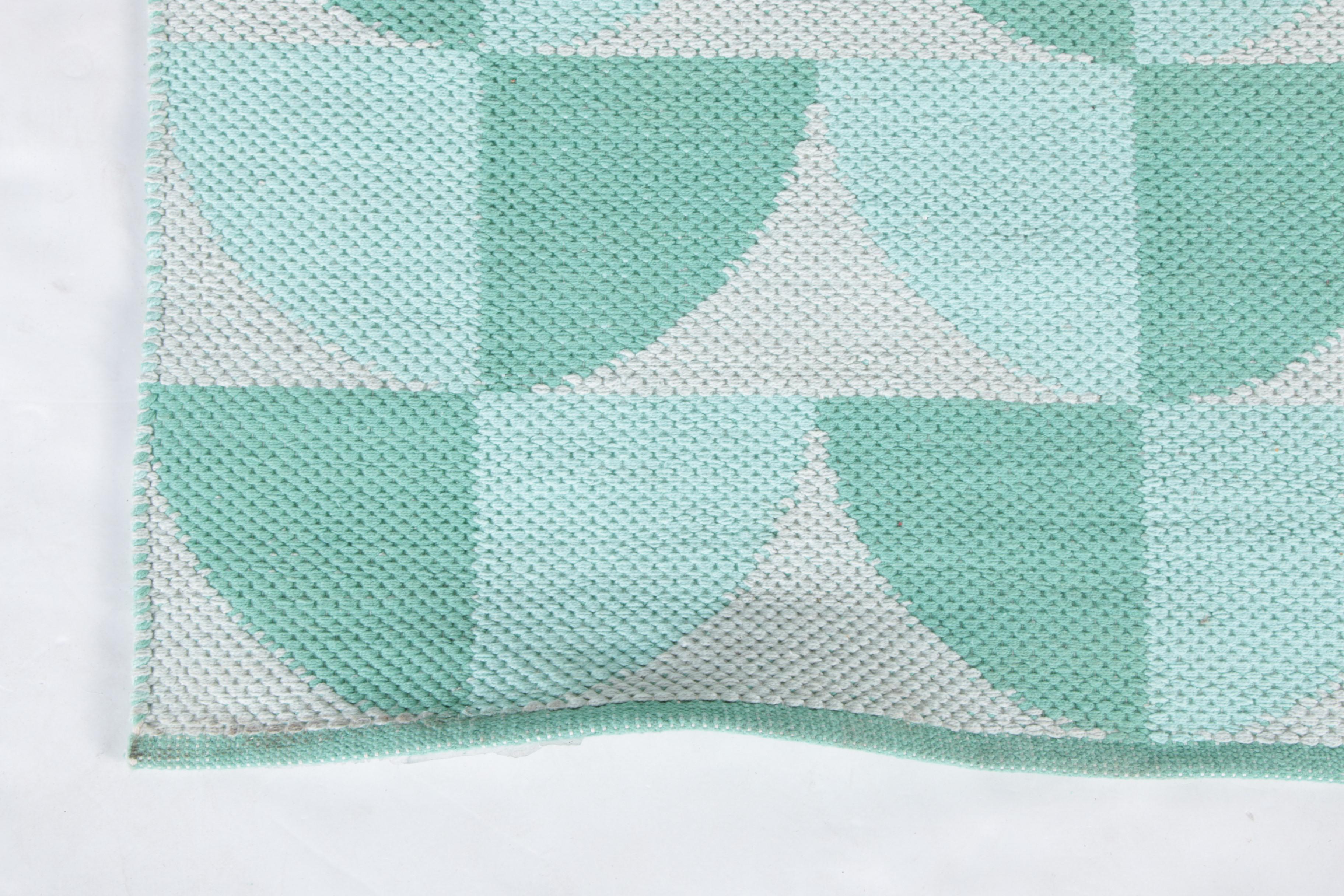 Indoor/Outdoor Contemporary Area Rug