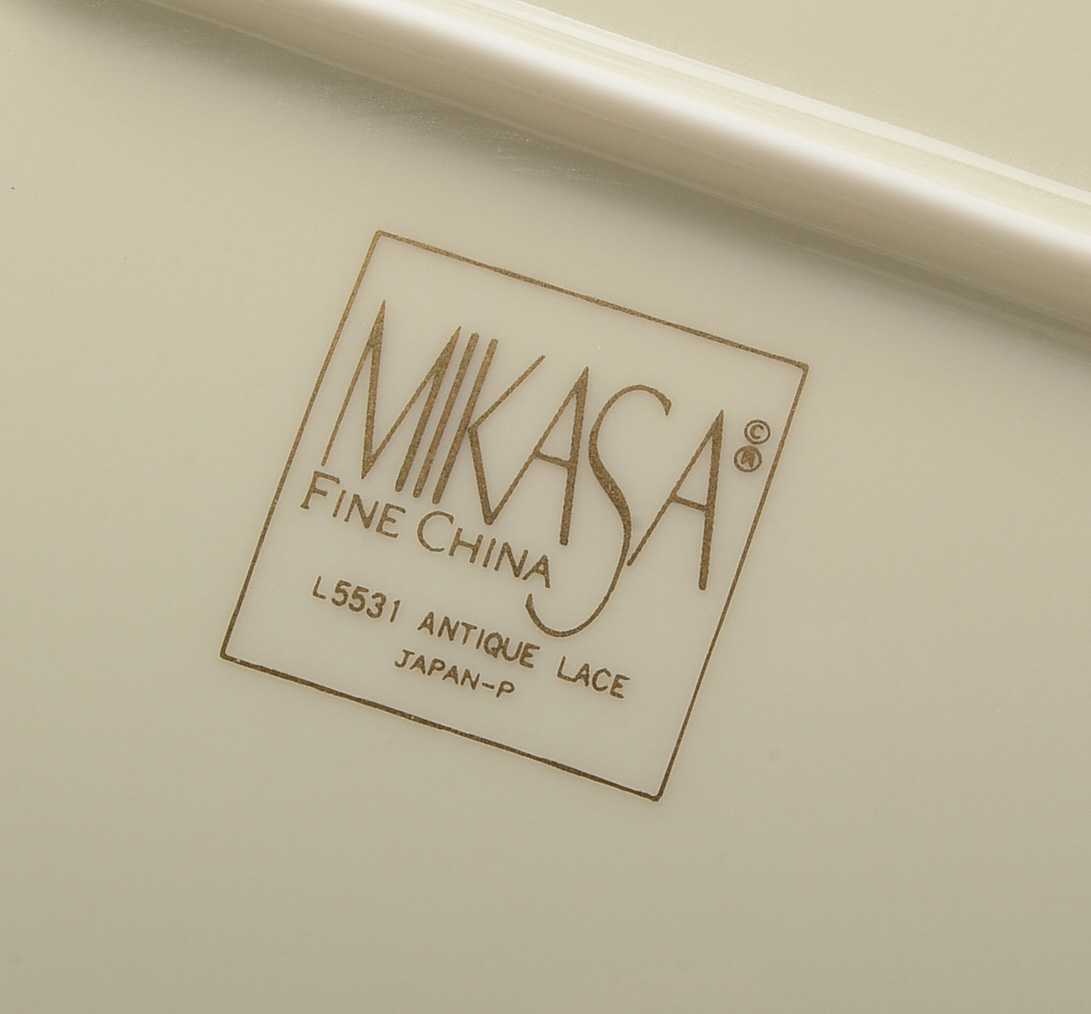 Mikasa "Antique Lace" China Set