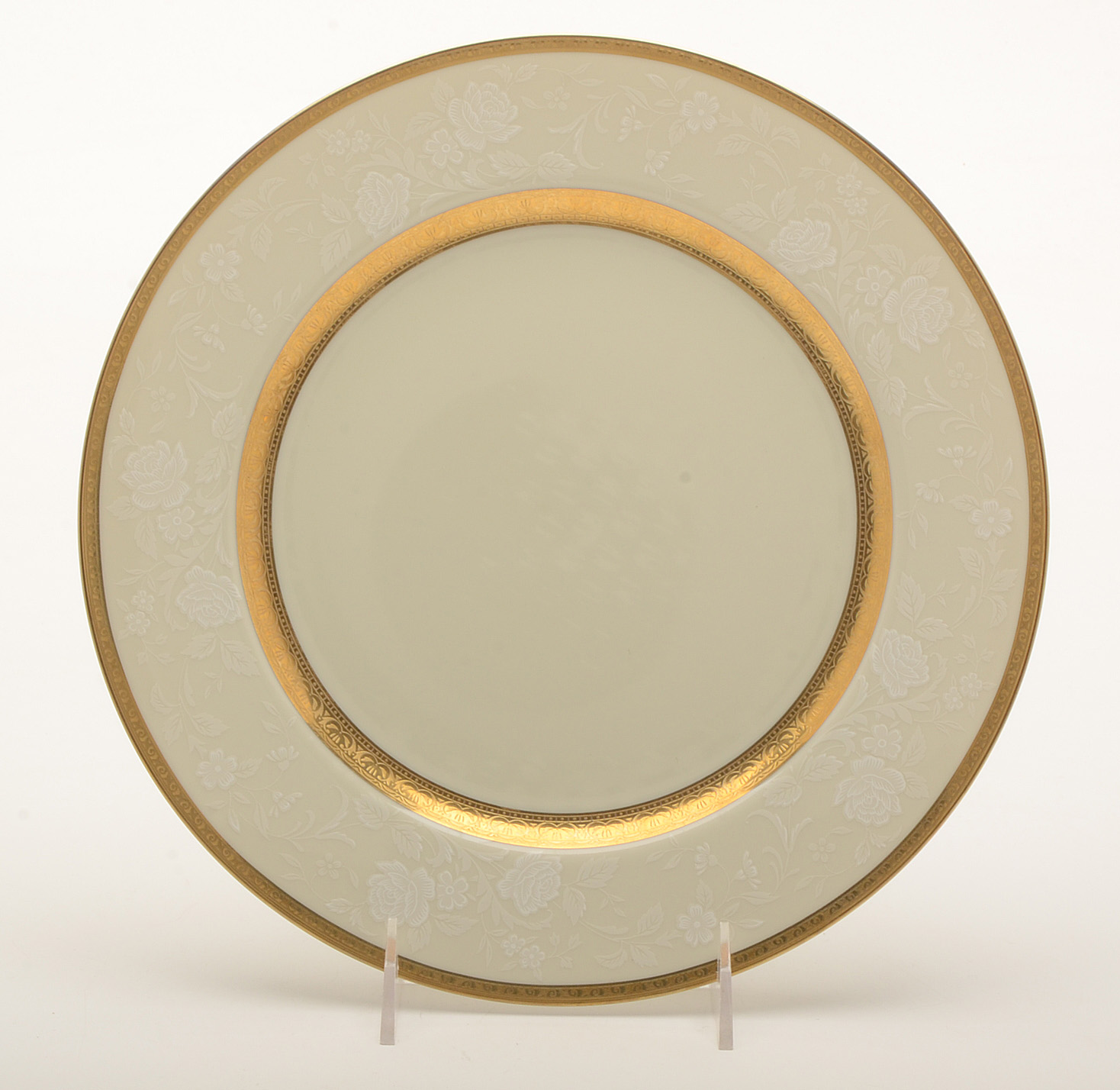 Mikasa "Antique Lace" China Set