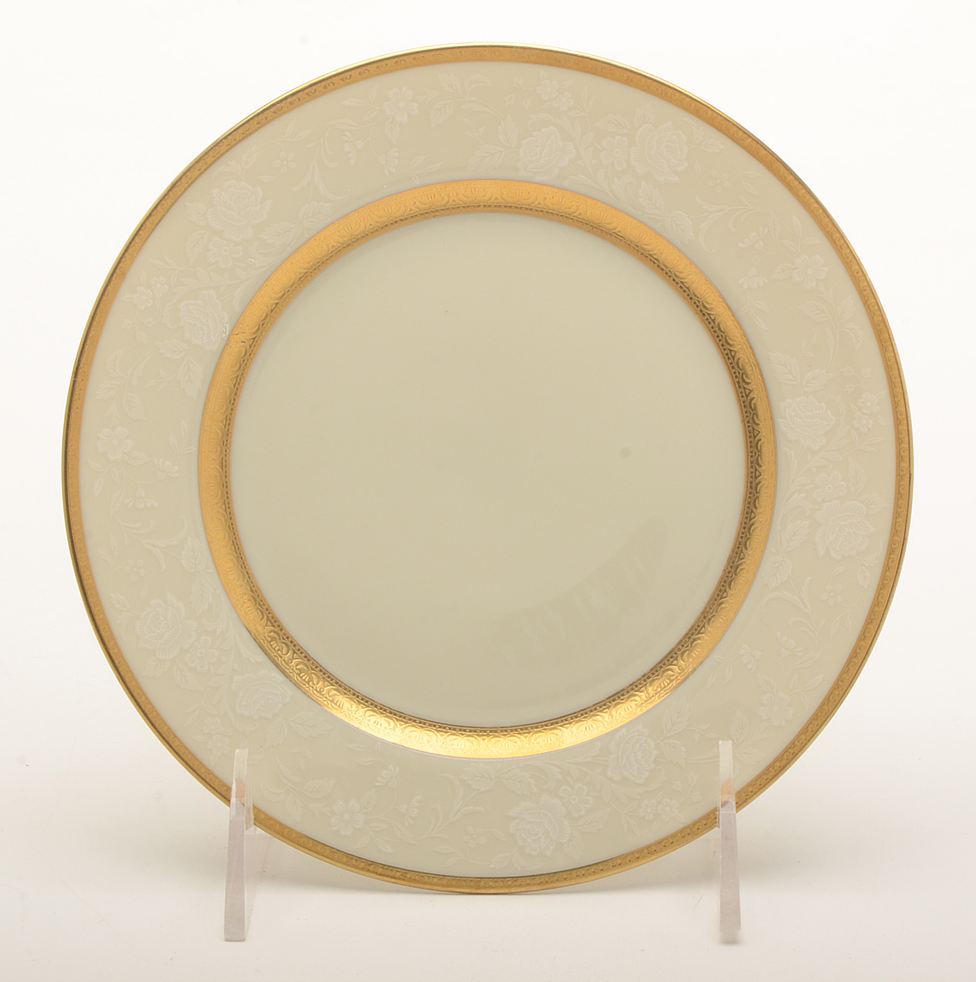 Mikasa "Antique Lace" China Set