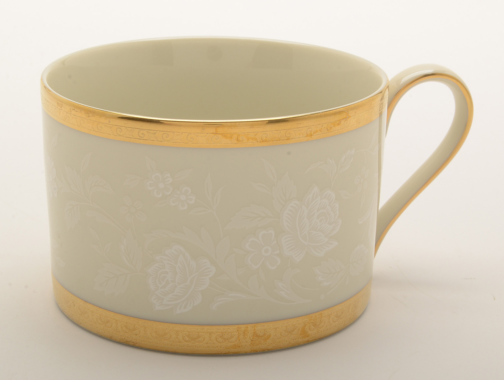 Mikasa "Antique Lace" China Set