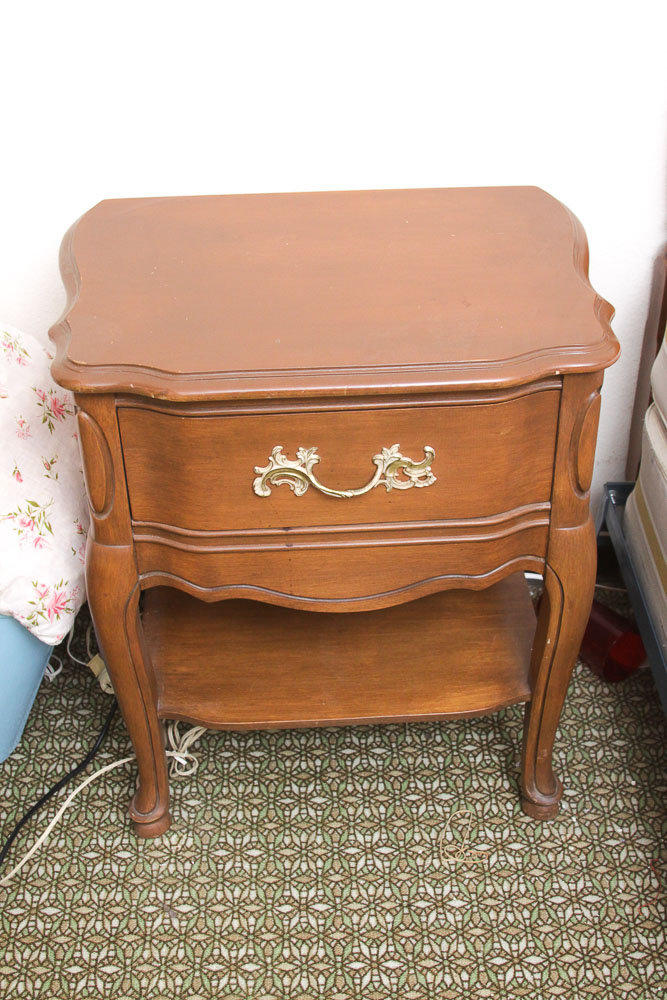 Pair of Vintage Nightstands