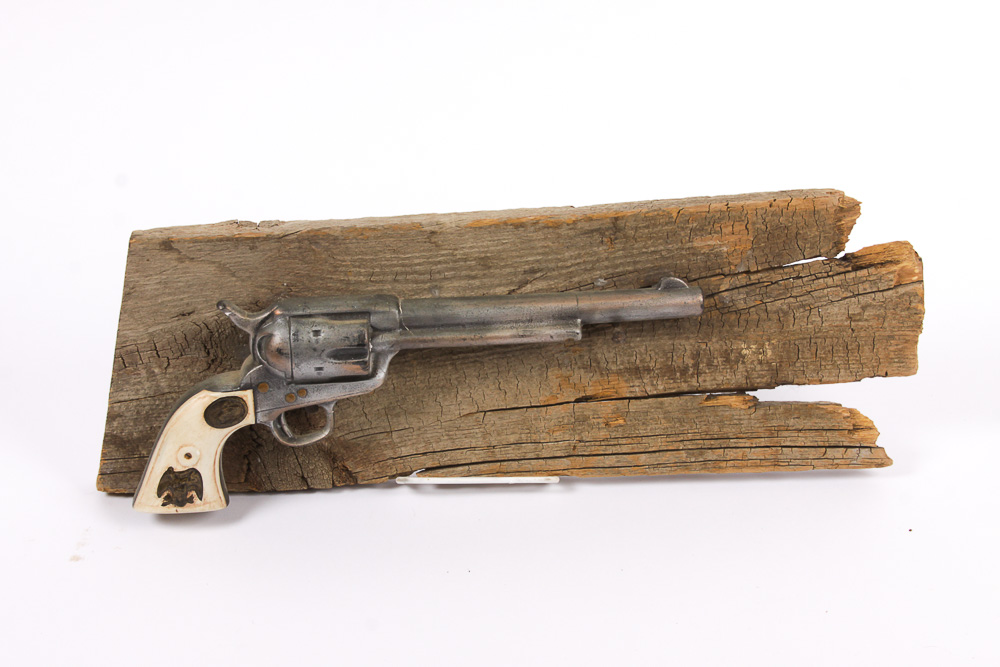 Faux Antique Revolver Wall Display Pieces
