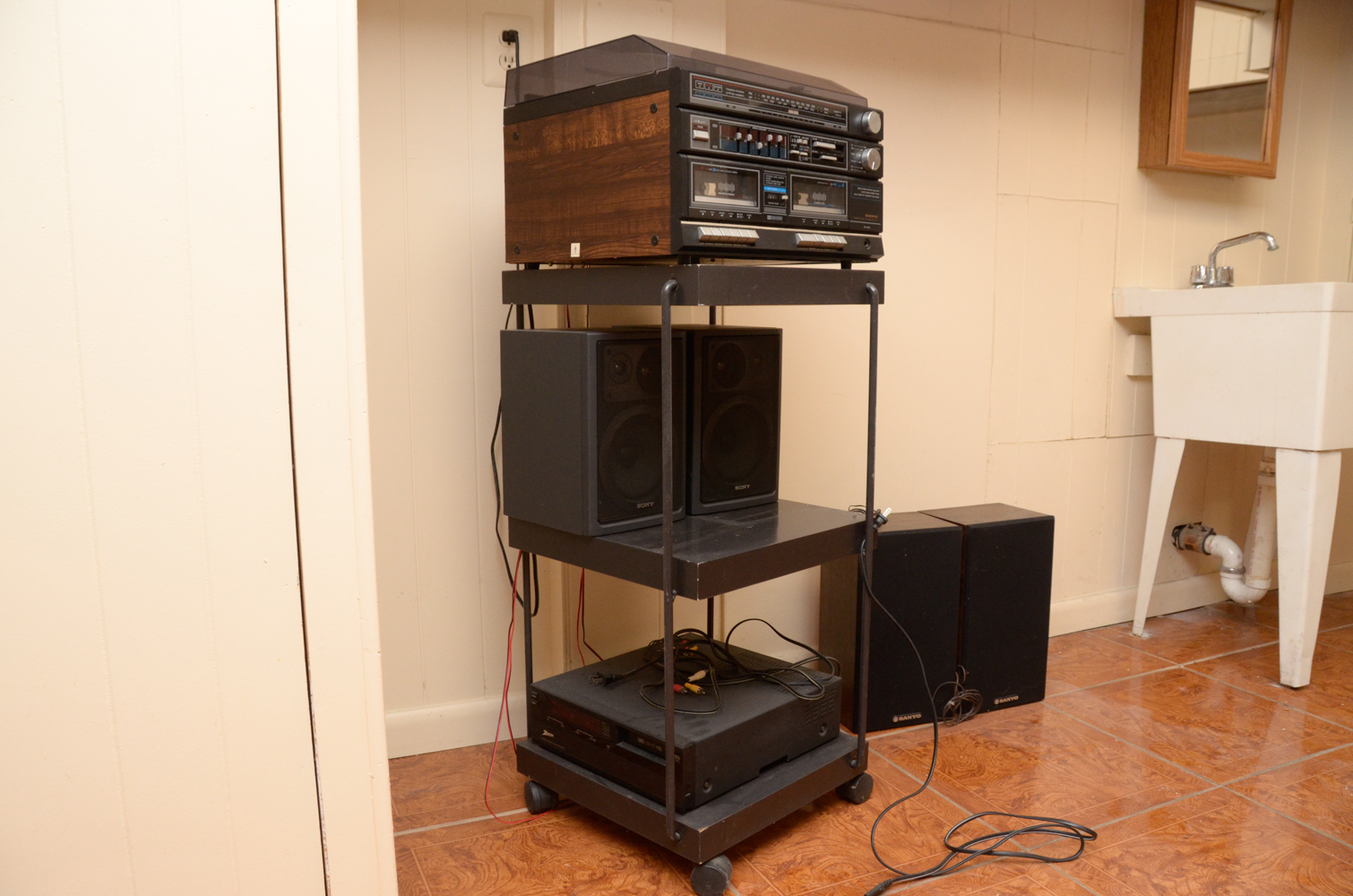 Sanyo Home Stereo System