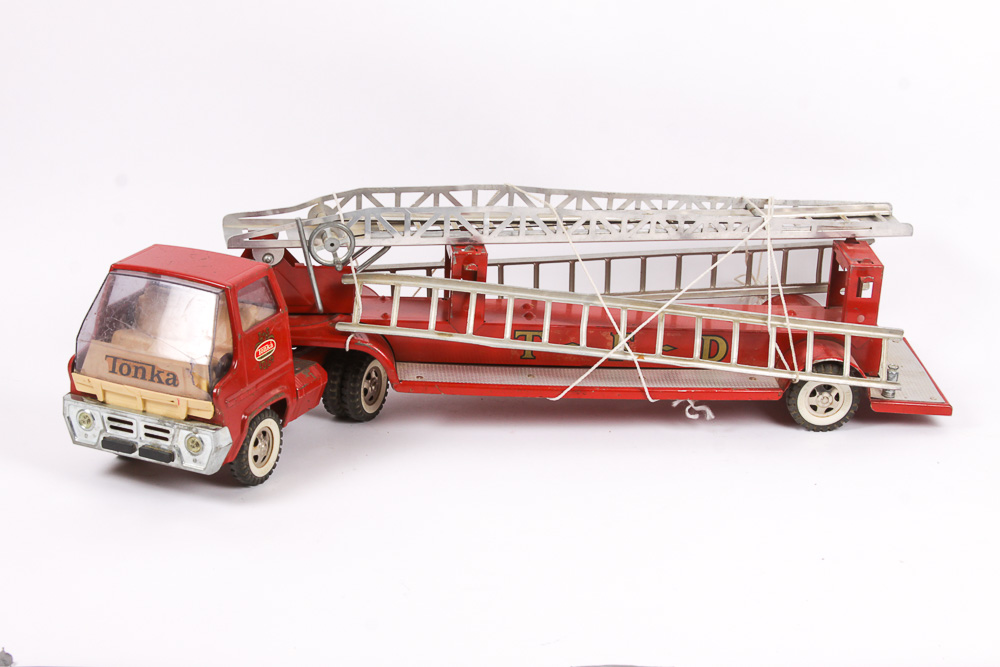 Pair of Metal Tonka Trucks