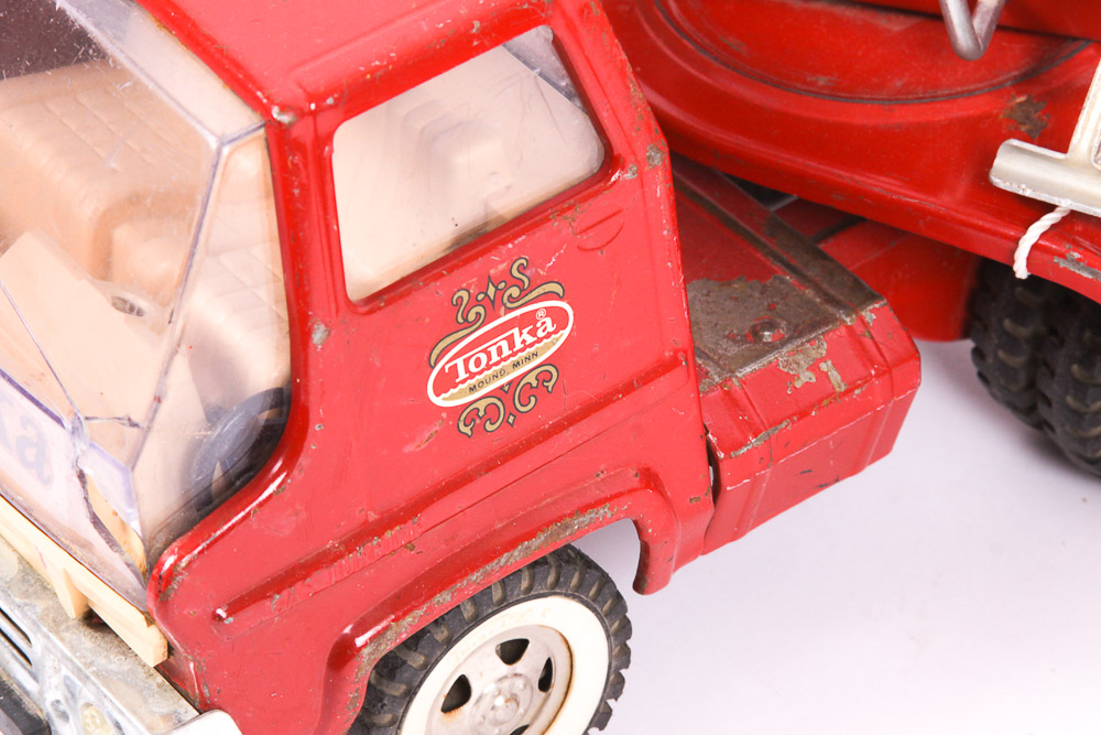 Pair of Metal Tonka Trucks