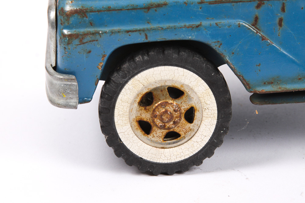 Pair of Metal Tonka Trucks