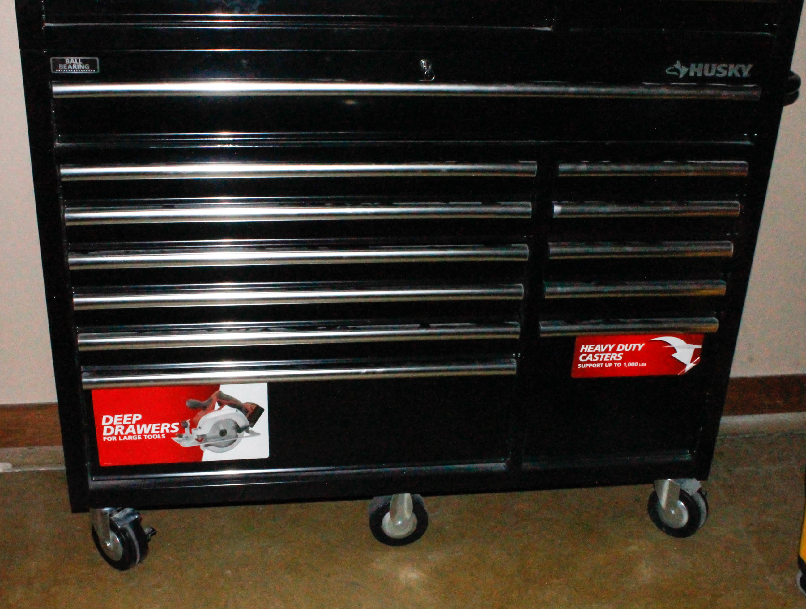 Husky Metal Rolling Tool Cabinet