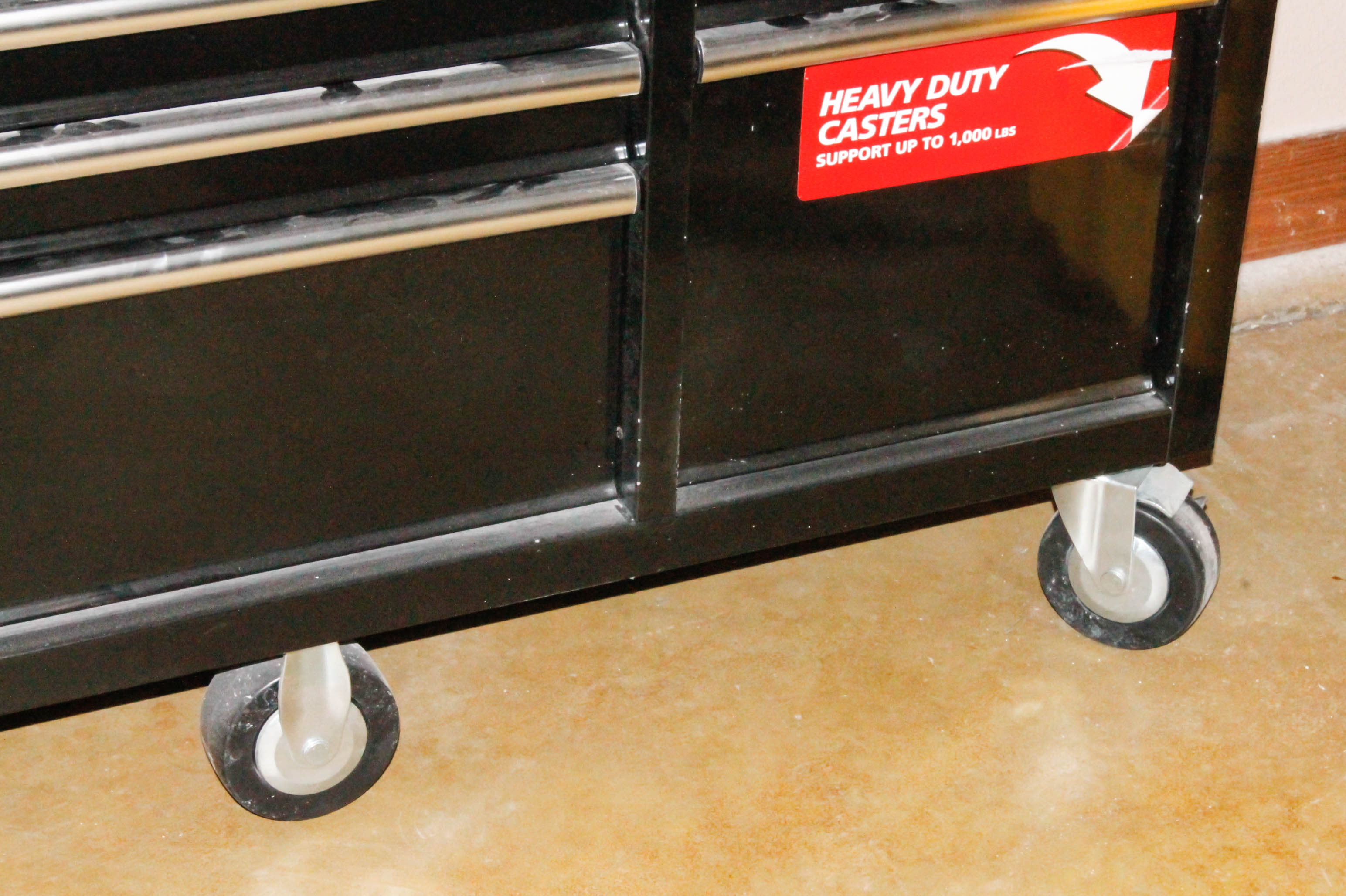 Husky Metal Rolling Tool Cabinet