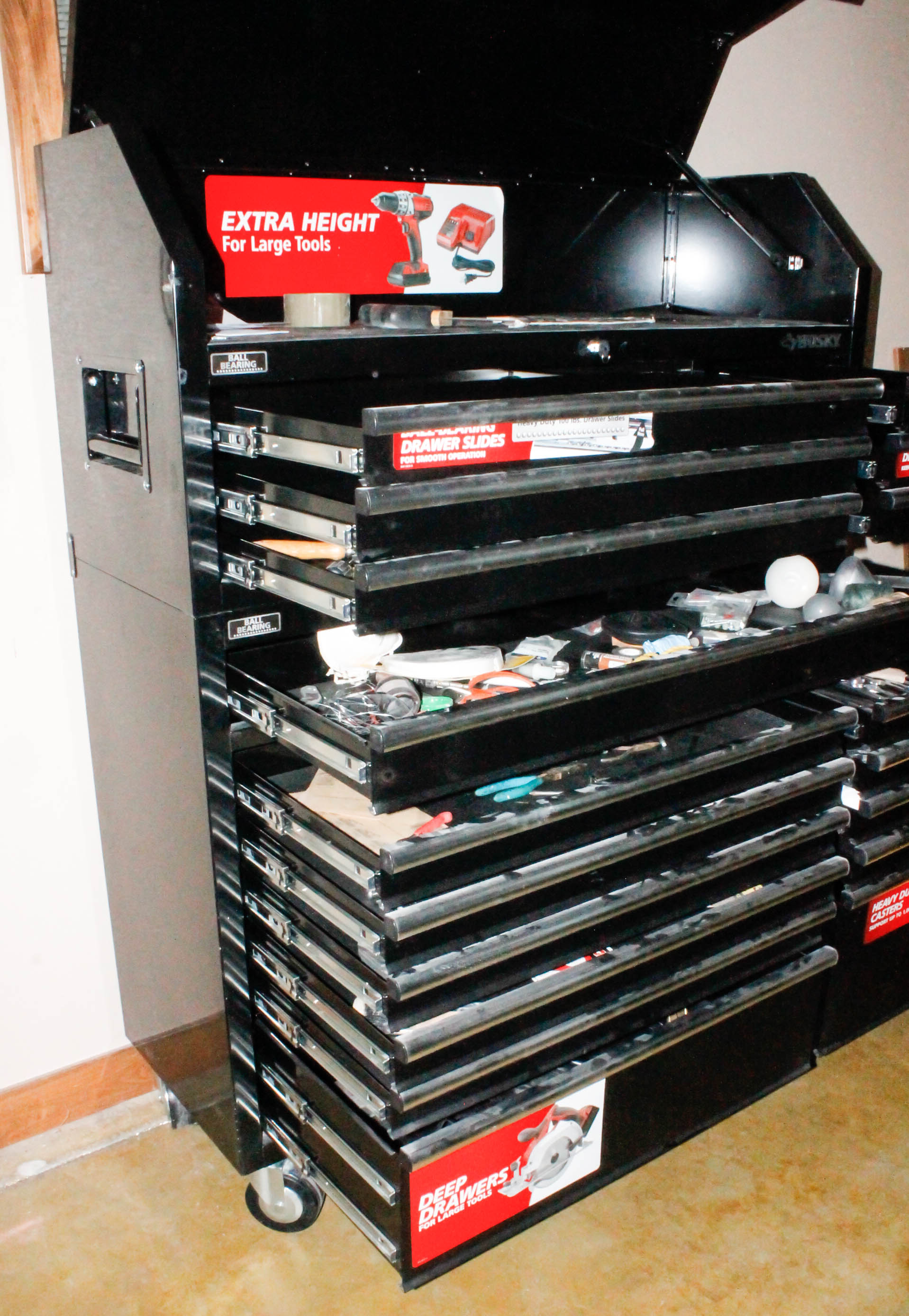 Husky Metal Rolling Tool Cabinet