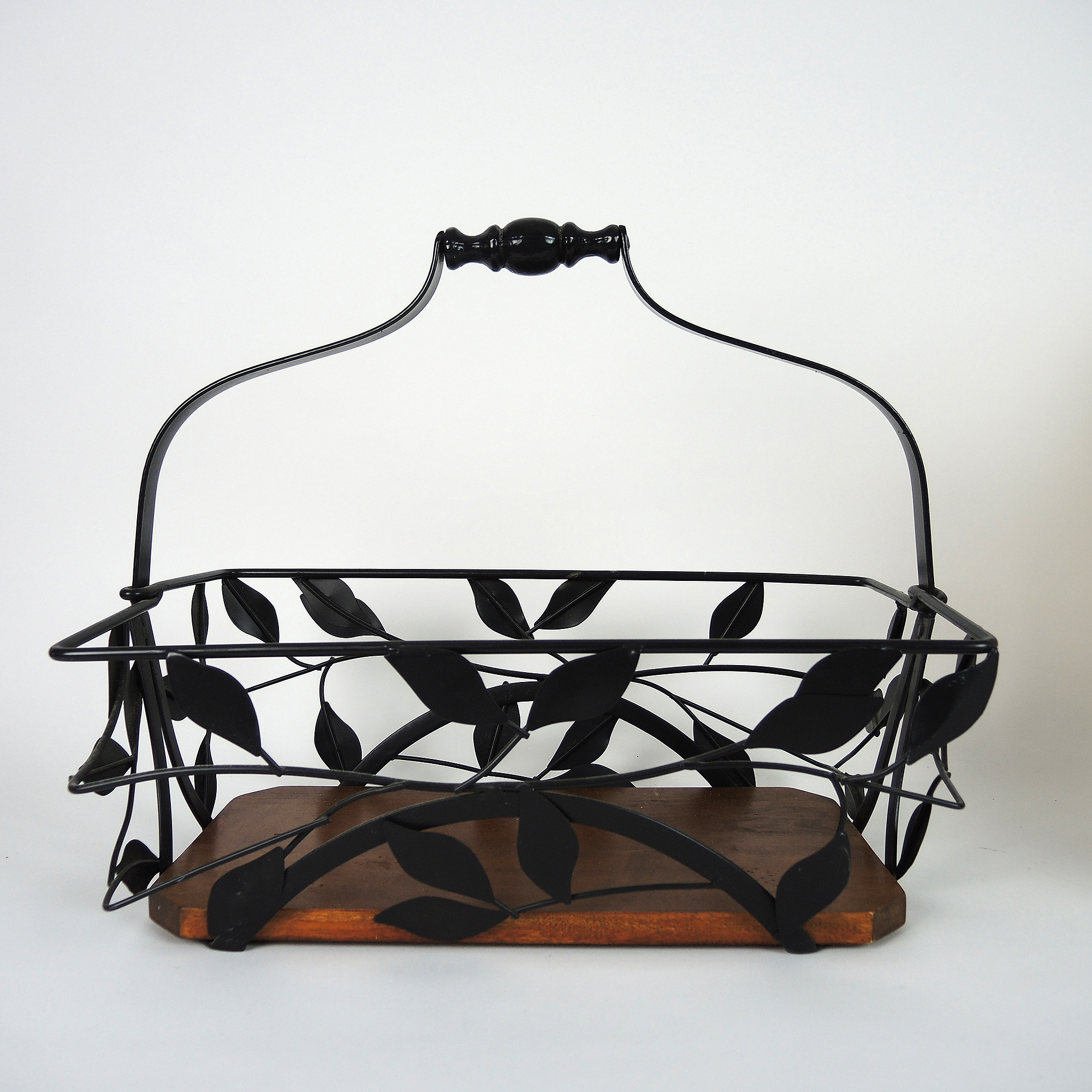 Selection of Assorted Modern Décor