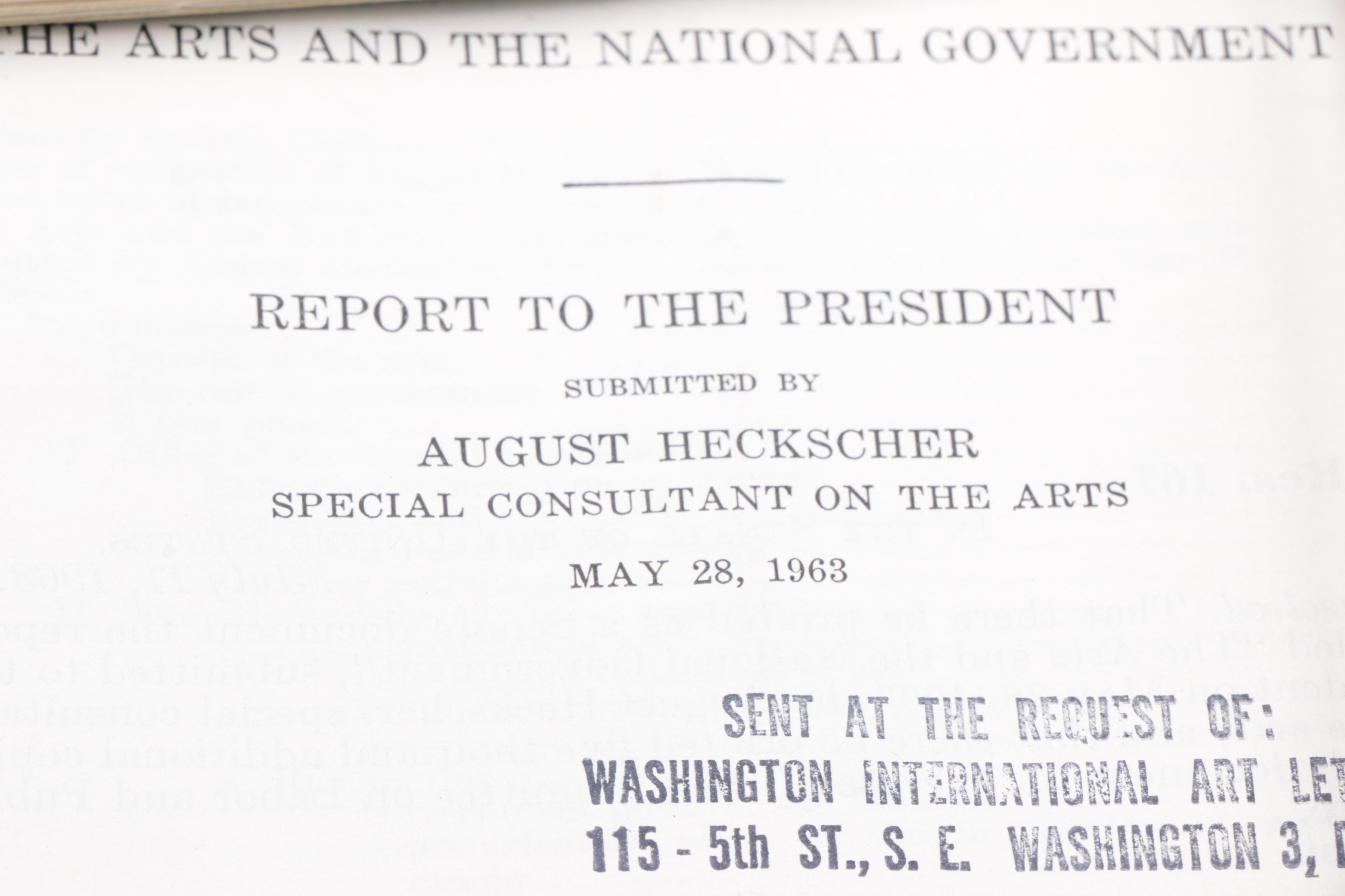 Assortment of Vintage Art Gallery Booklets