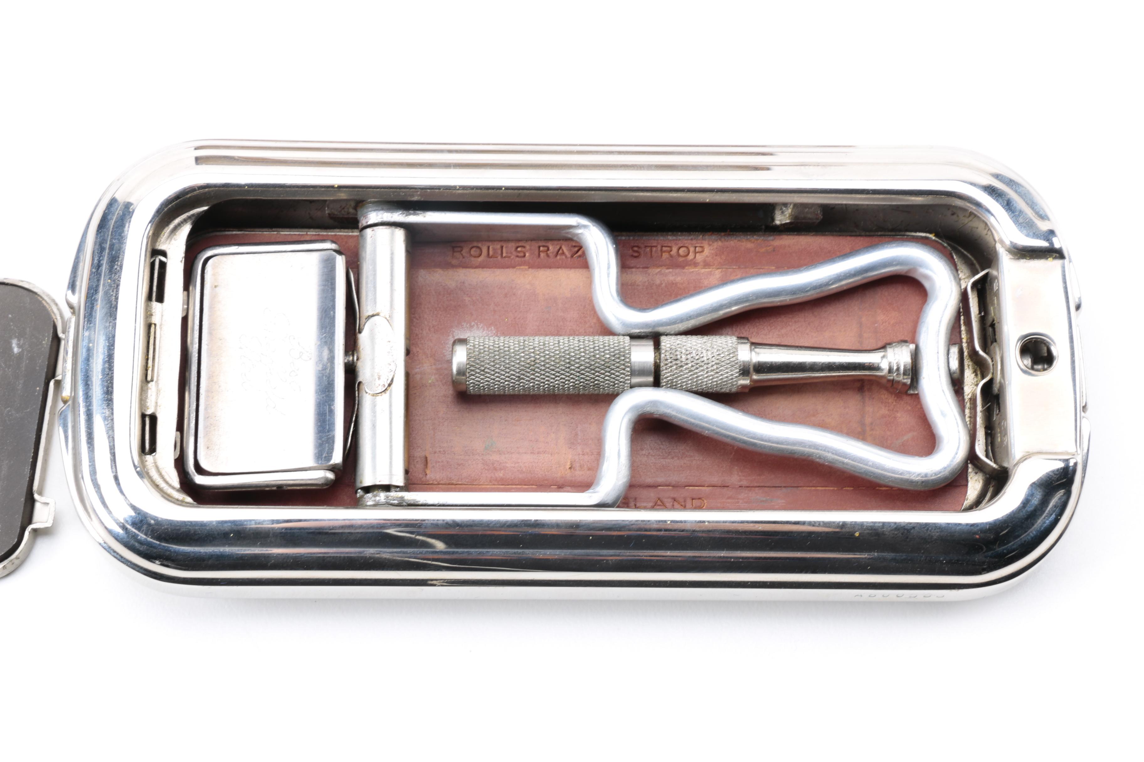 Vintage "The Traveler" Rolls Razor and Blades