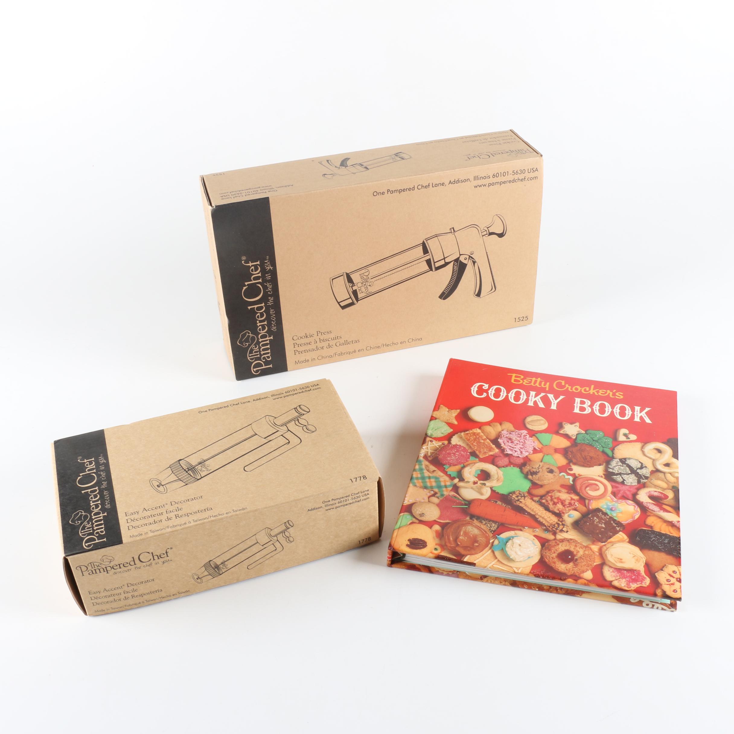 Pampered Chef Cookie Press and Easy Accent Decorator