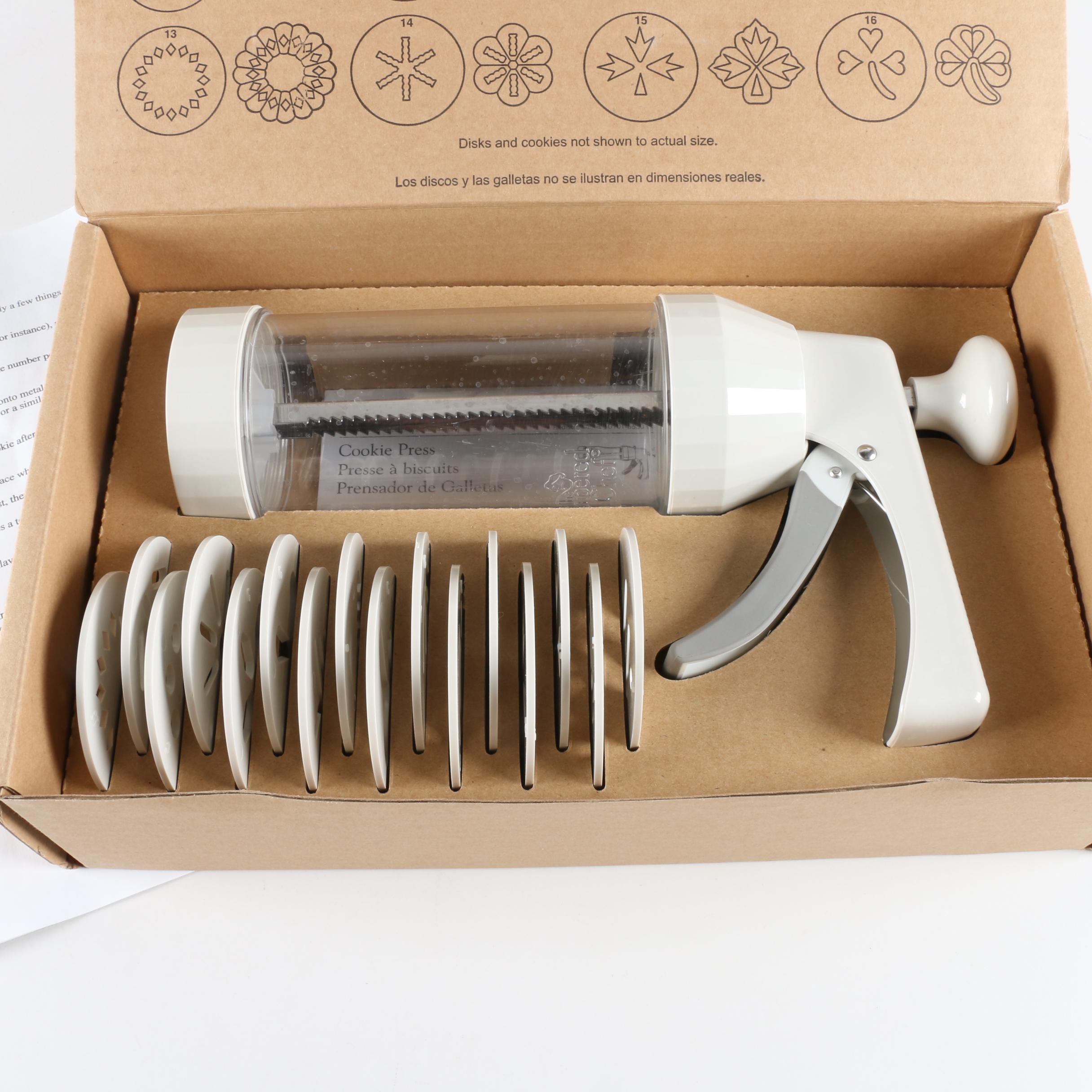 Pampered Chef Cookie Press and Easy Accent Decorator