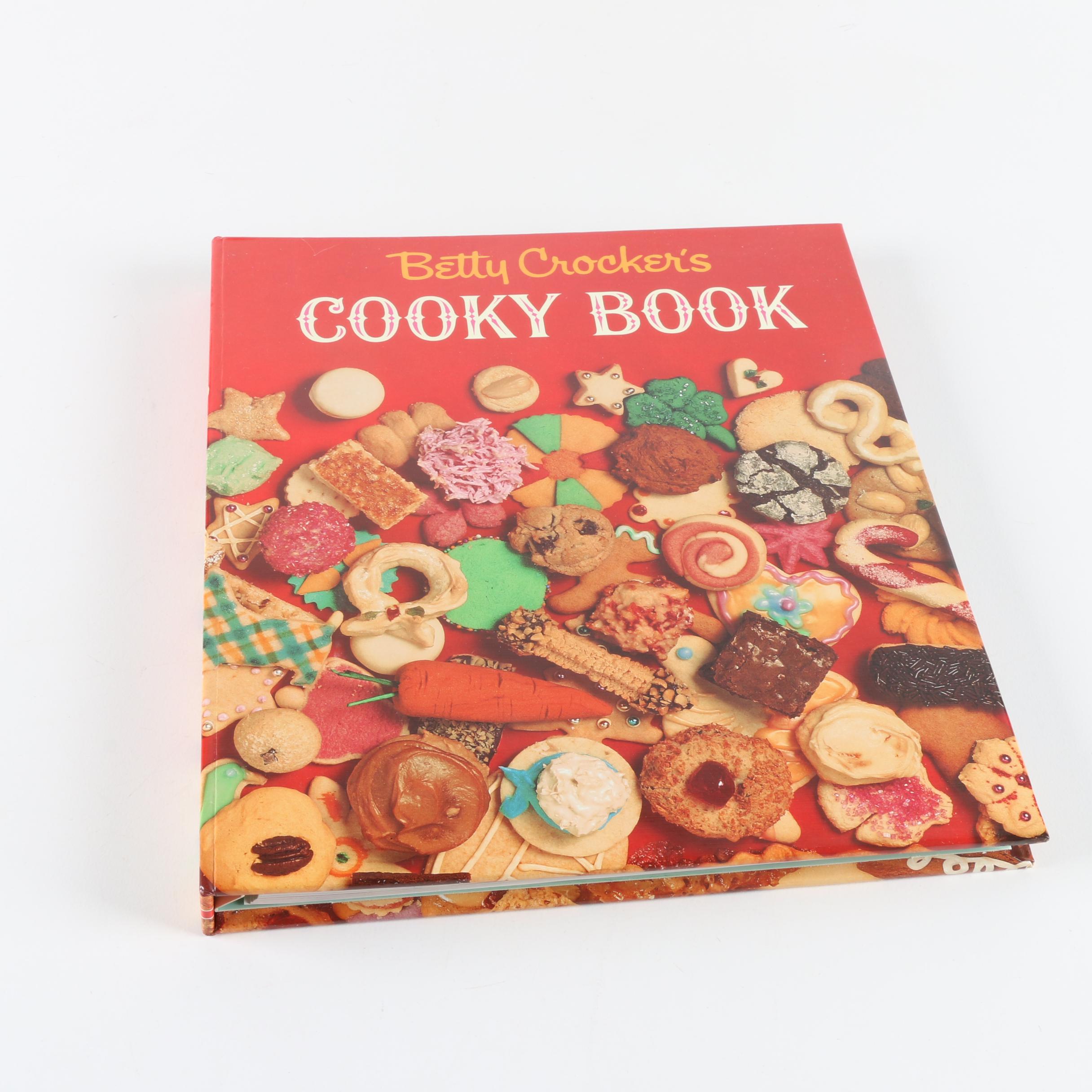 Pampered Chef Cookie Press and Easy Accent Decorator