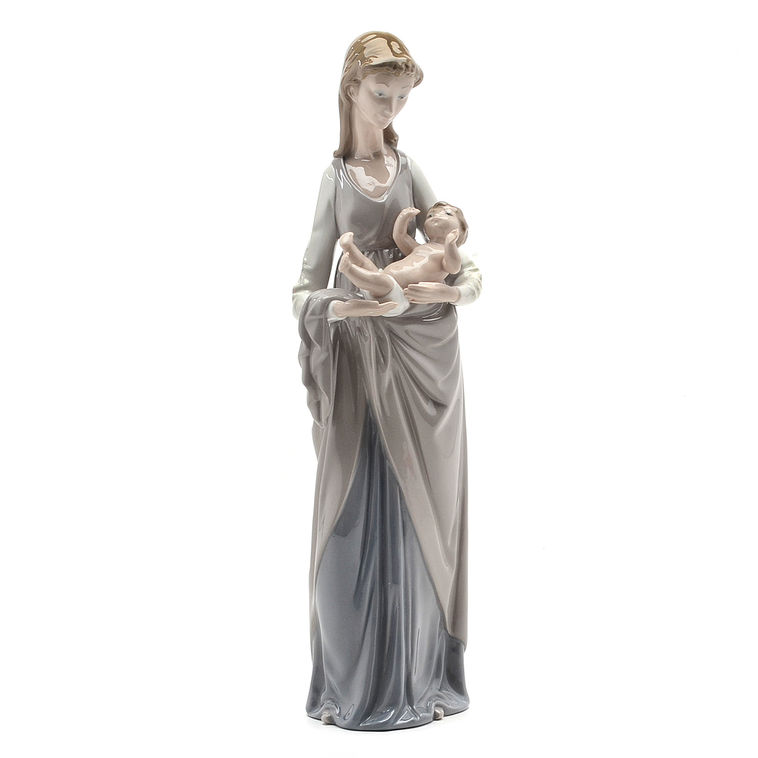Lladro "Mater Amabilis" Figurine