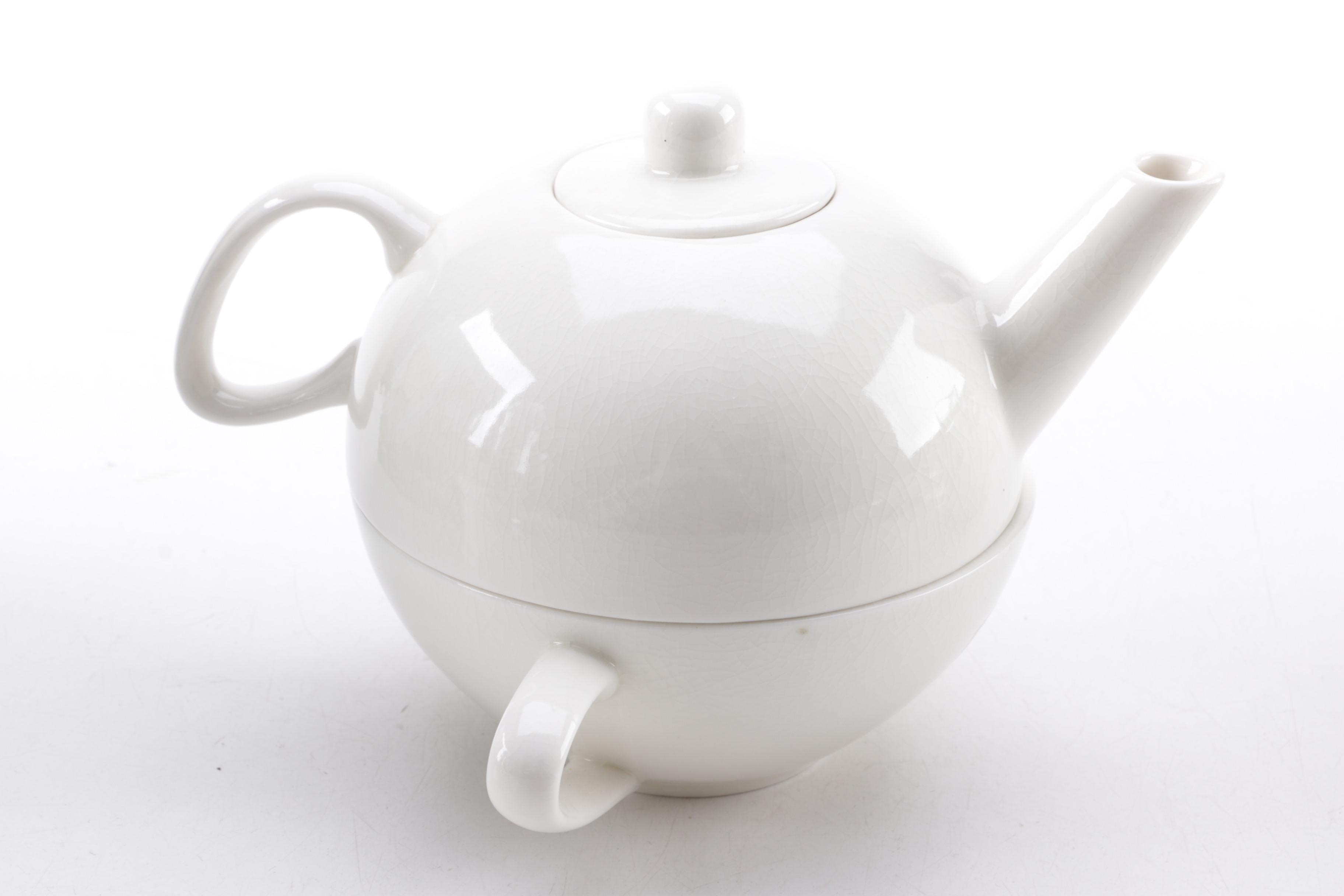 Kitchen and Bar Servers Including Bodum and Libbey