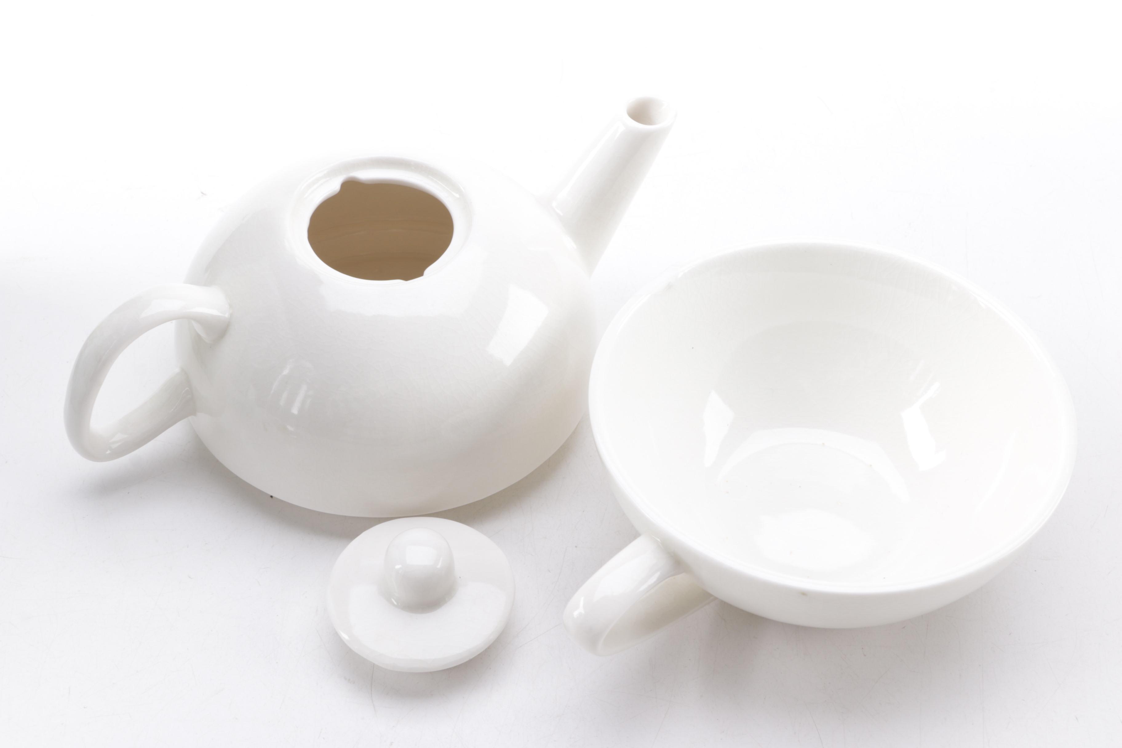 Kitchen and Bar Servers Including Bodum and Libbey