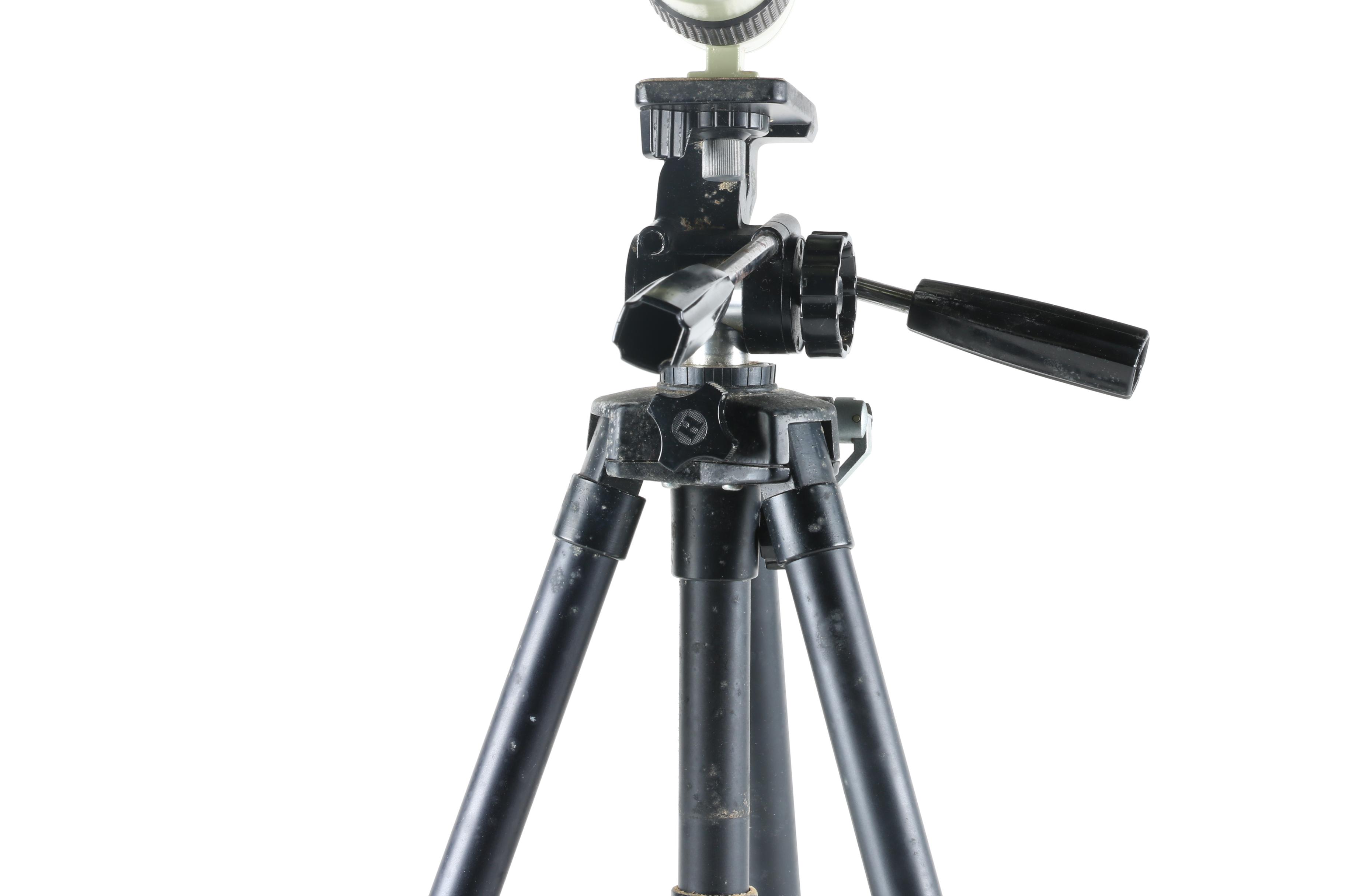 Nikon Fieldscope with Celestron Tripod