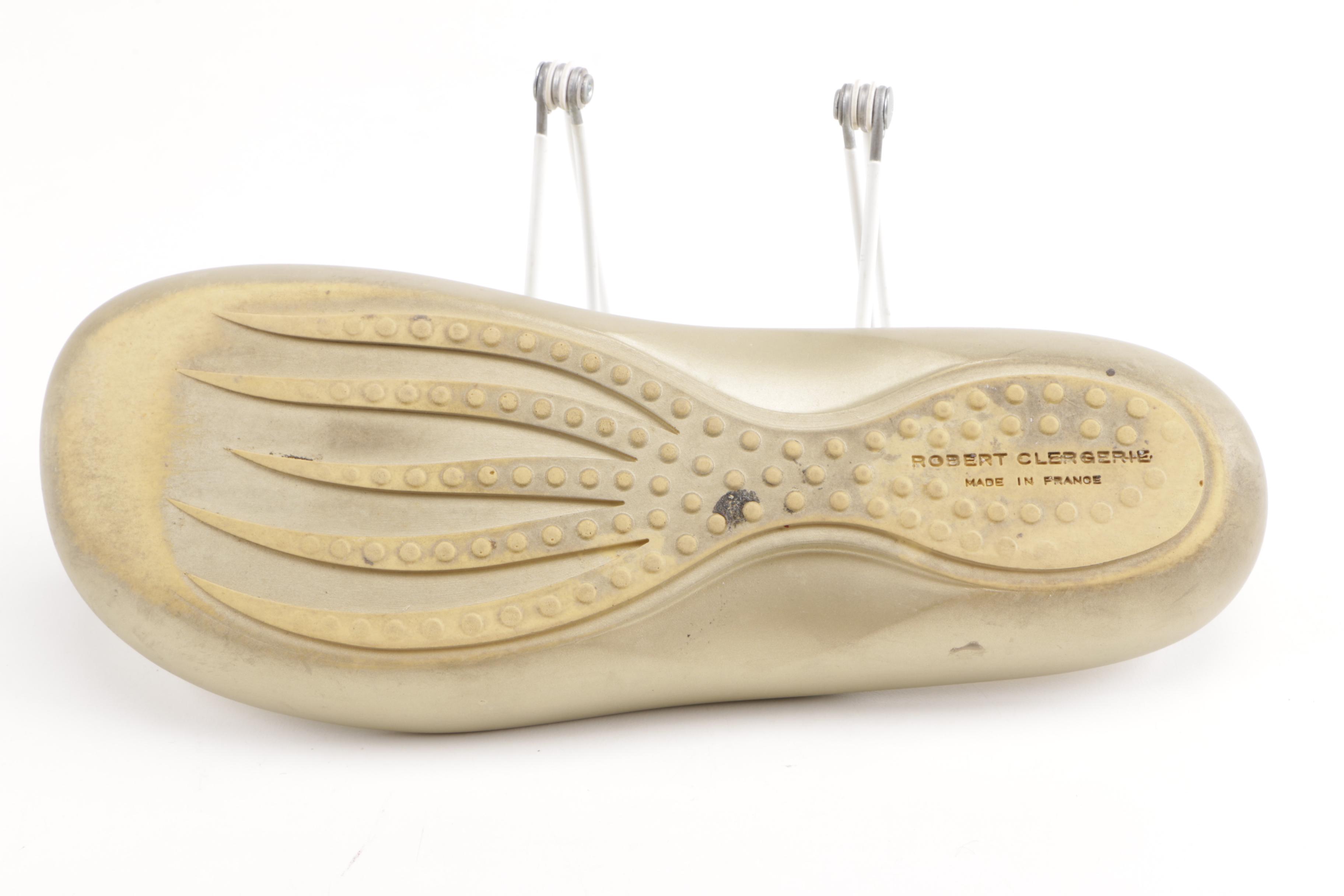 Robert Clergerie Thong Sandals