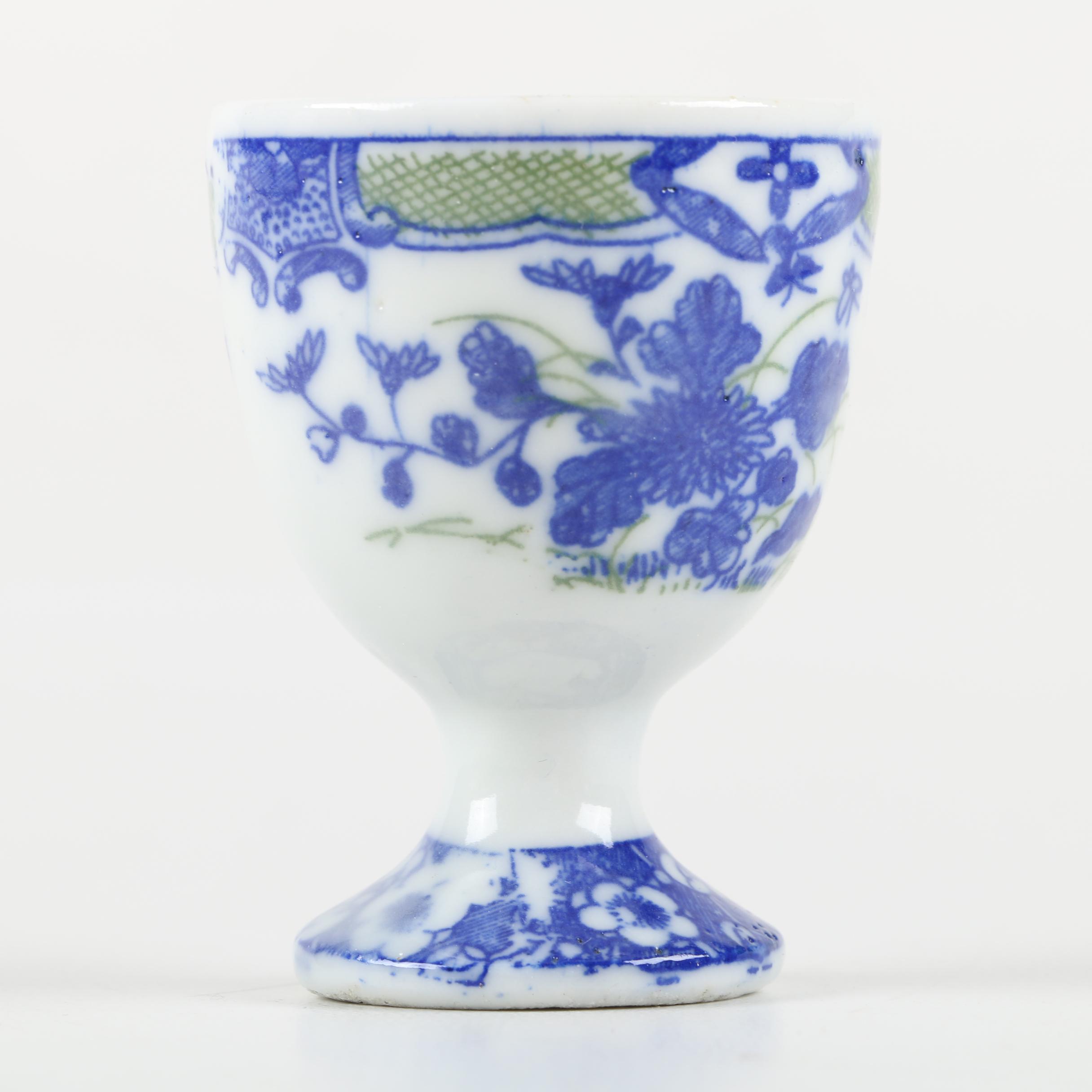 Chinese Porcelain Bowls and Egg Cup