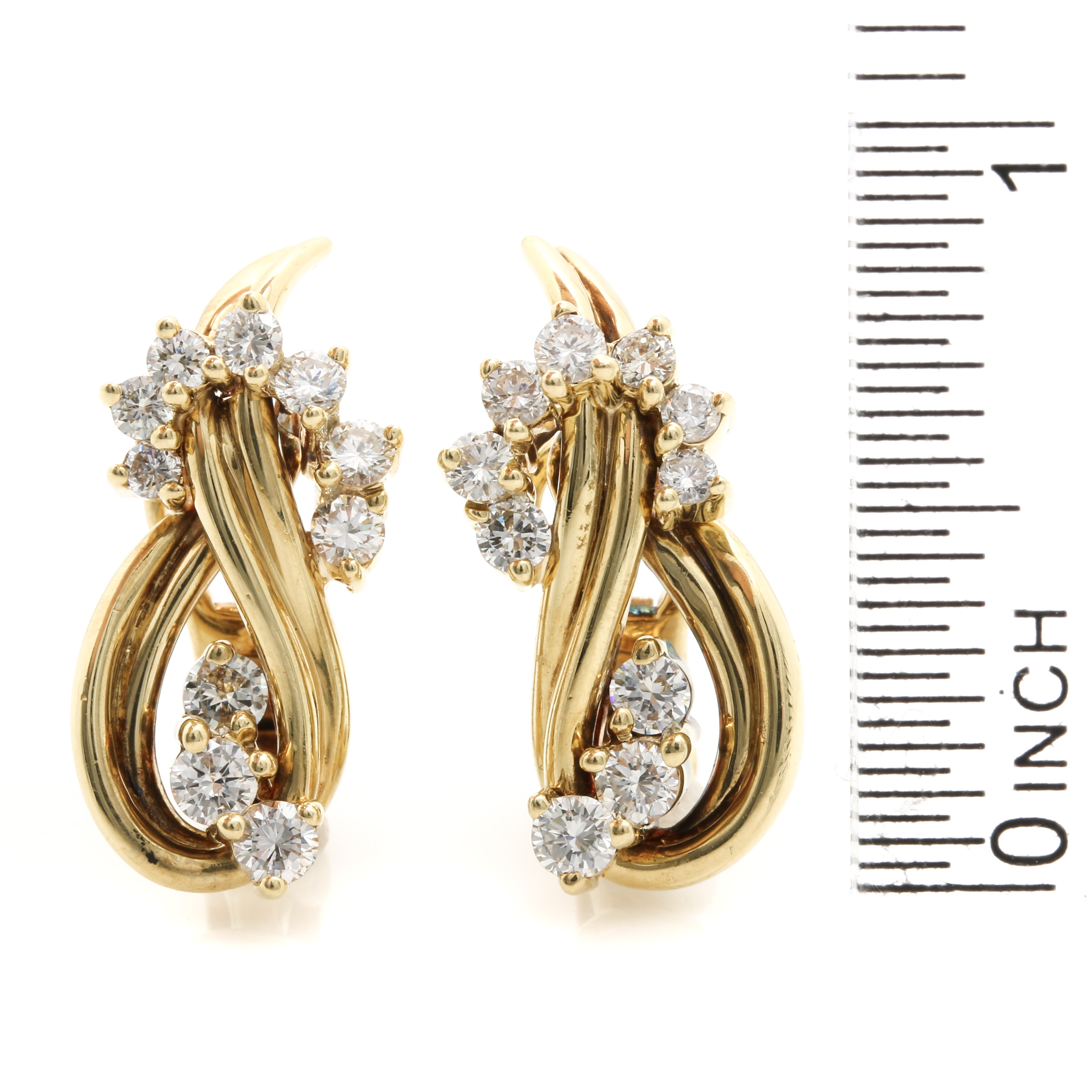 Gucci 18K Yellow Gold 1.08 CTW Diamond Earrings