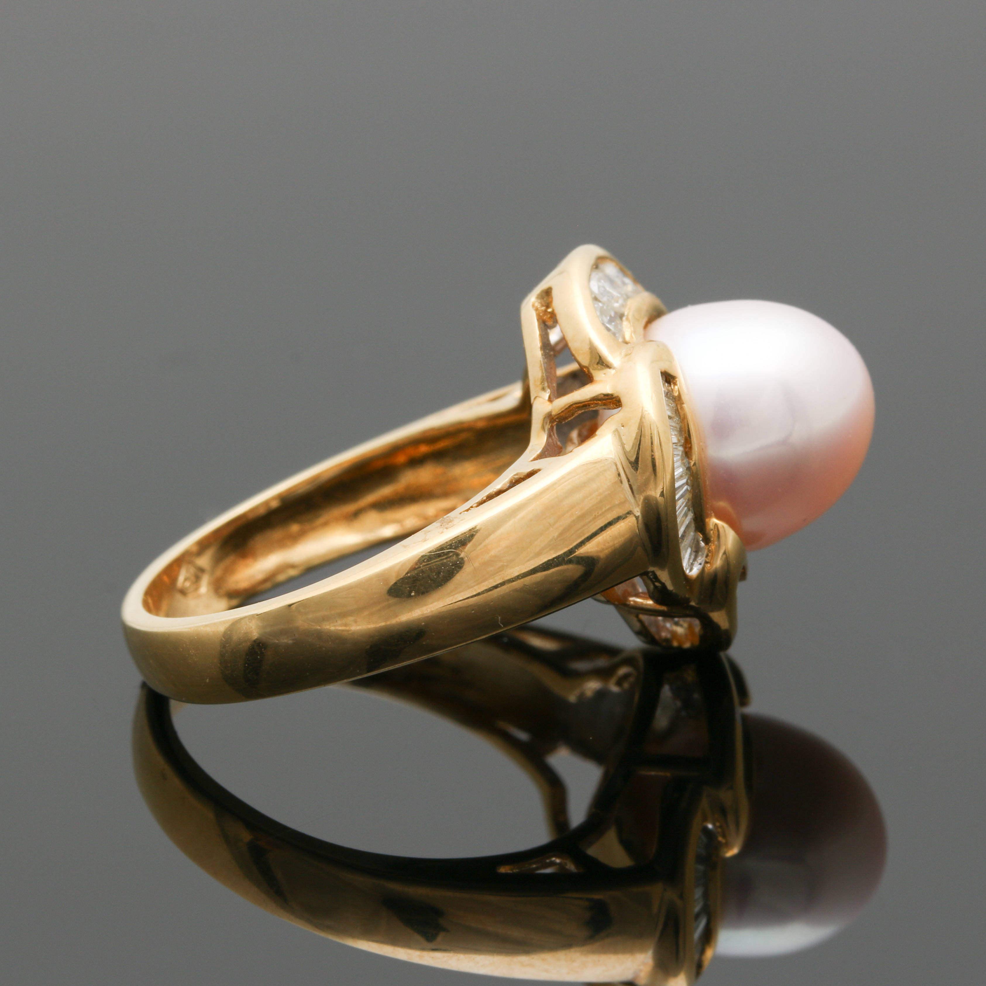 18K Yellow Gold Cultured Pearl and Diamond Ring