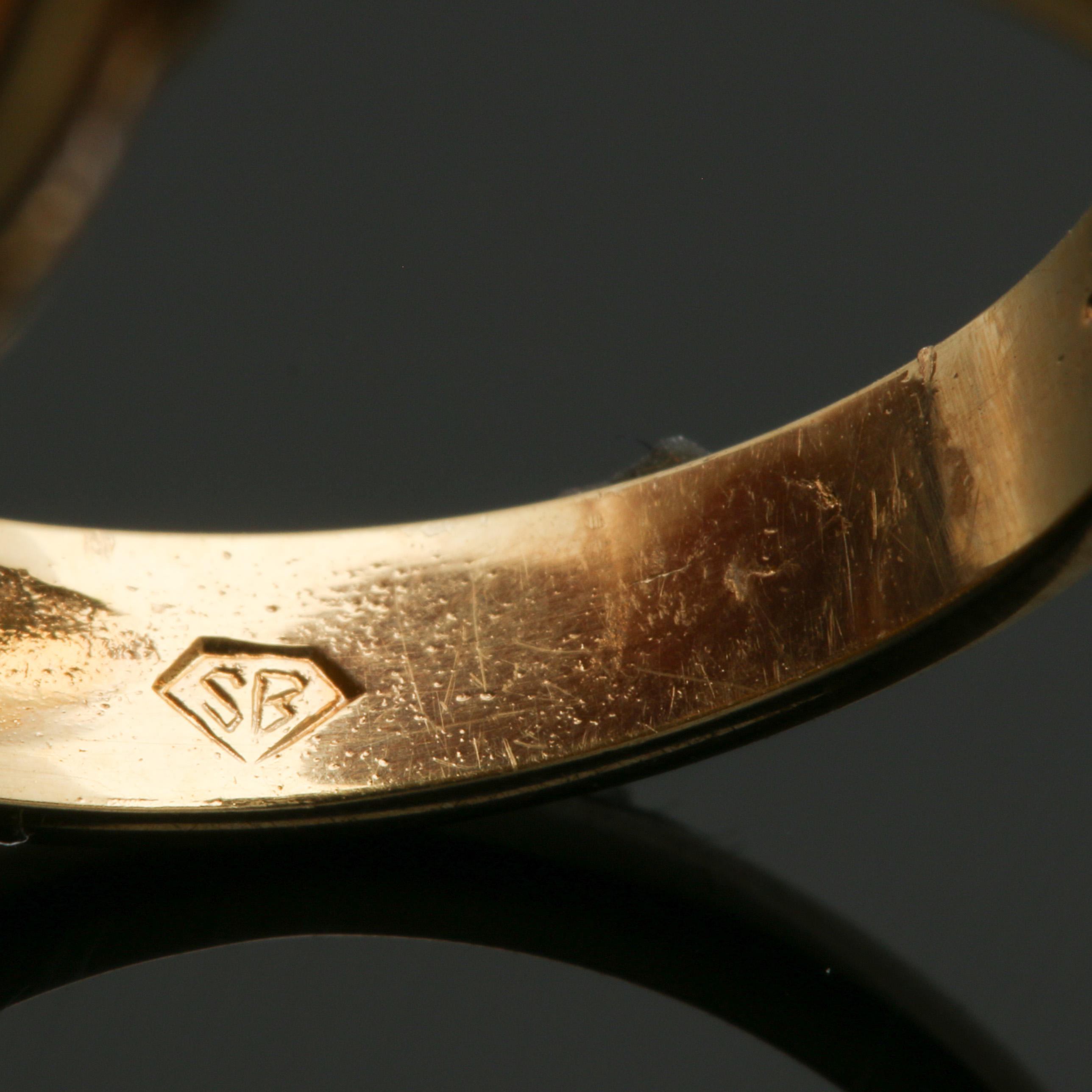 18K Yellow Gold Cultured Pearl and Diamond Ring