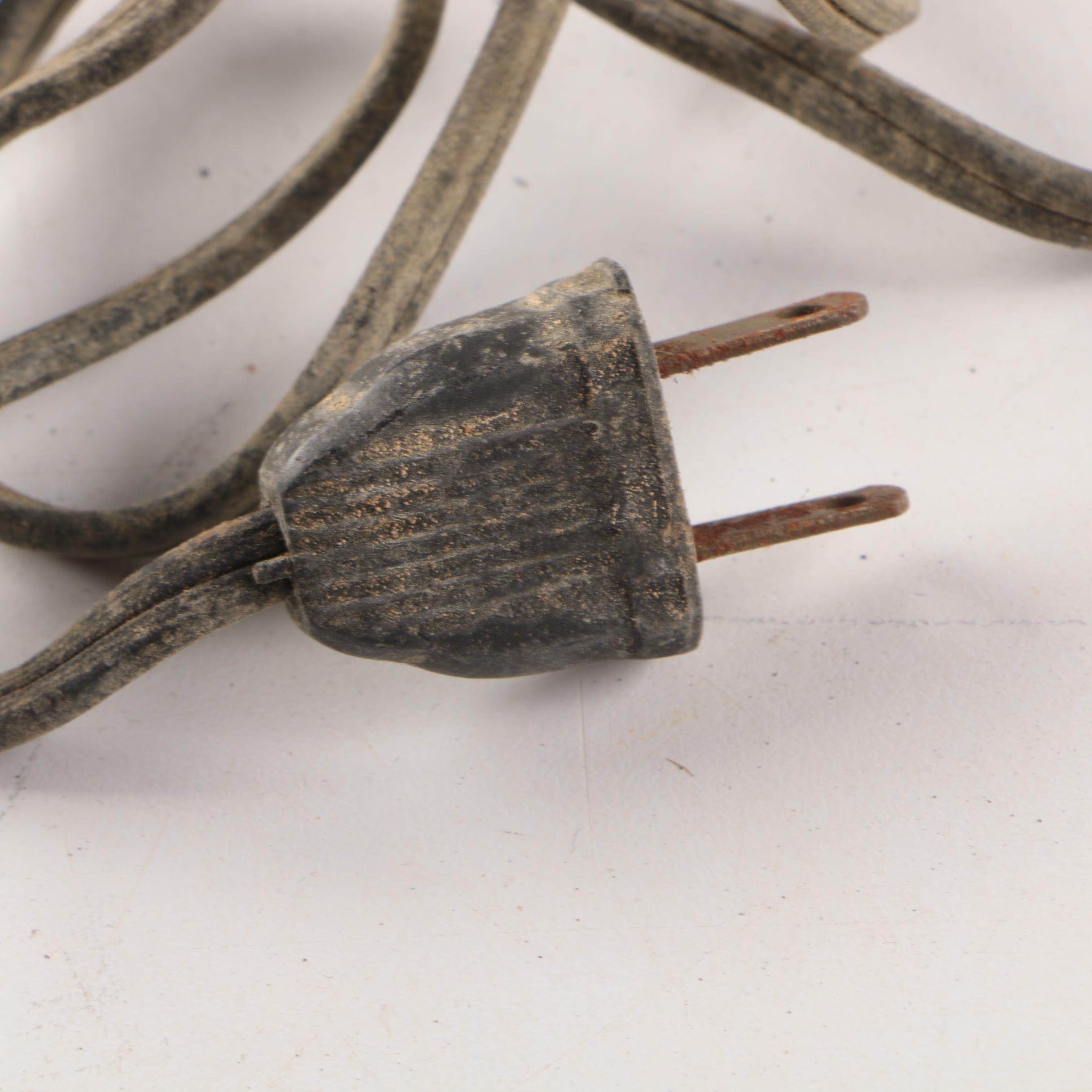 Vintage SVE Model DK Miniature Slide Projector