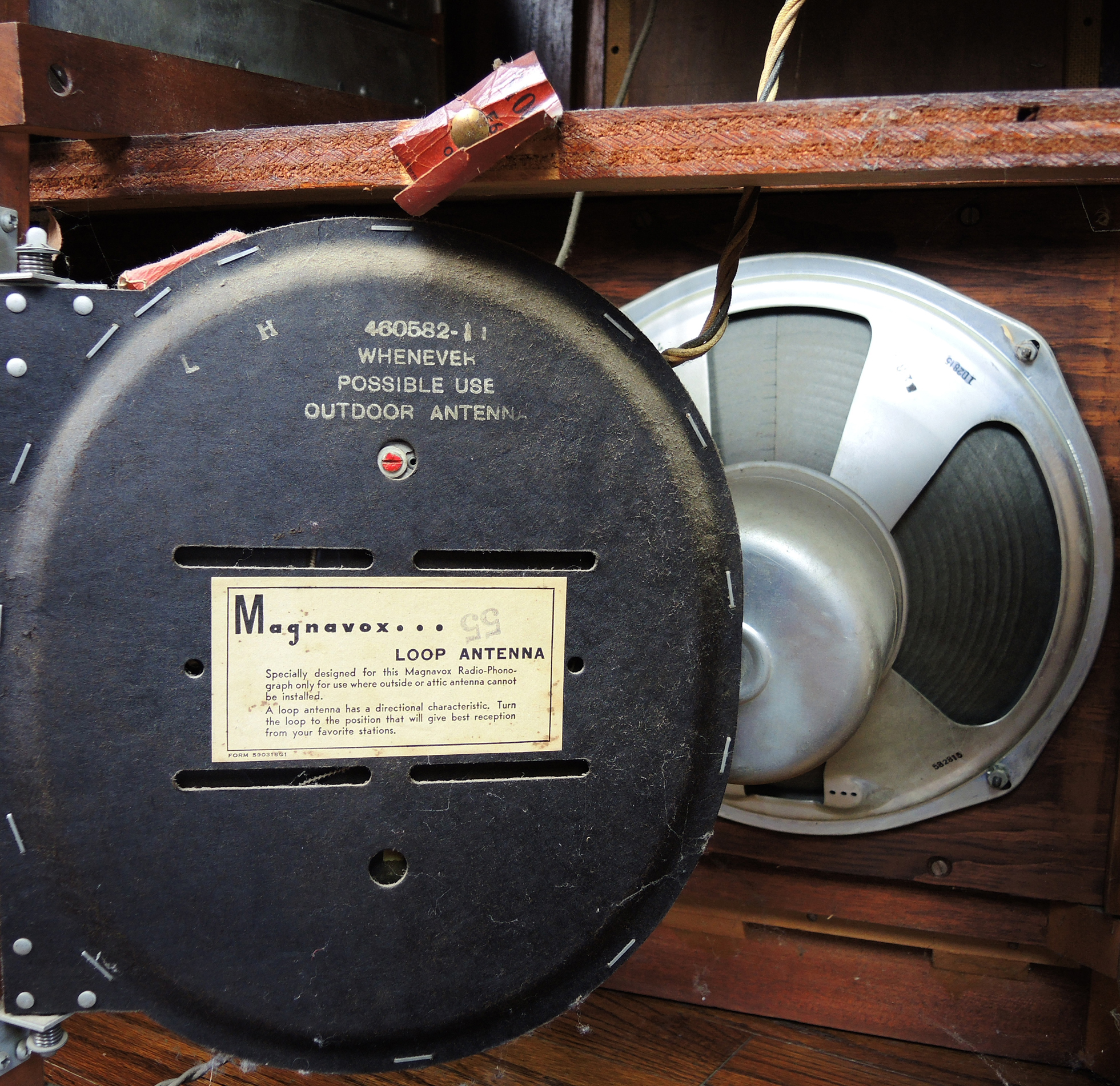 Magnavox "Berkeley" Model 134 Series Radio Phonograph