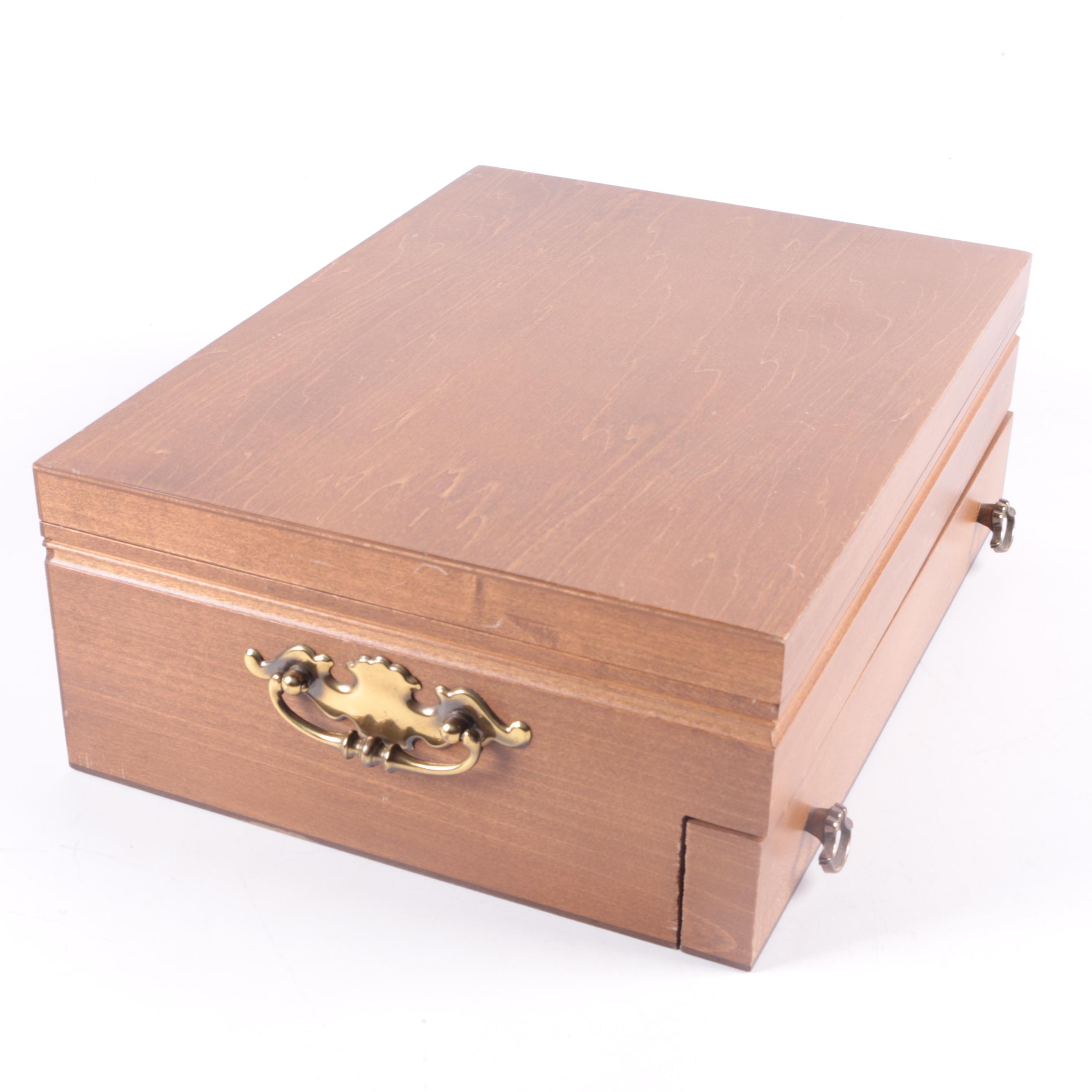 1881 Rogers by Oneida "Baroque Rose" Silver Plate Flatware with Chest