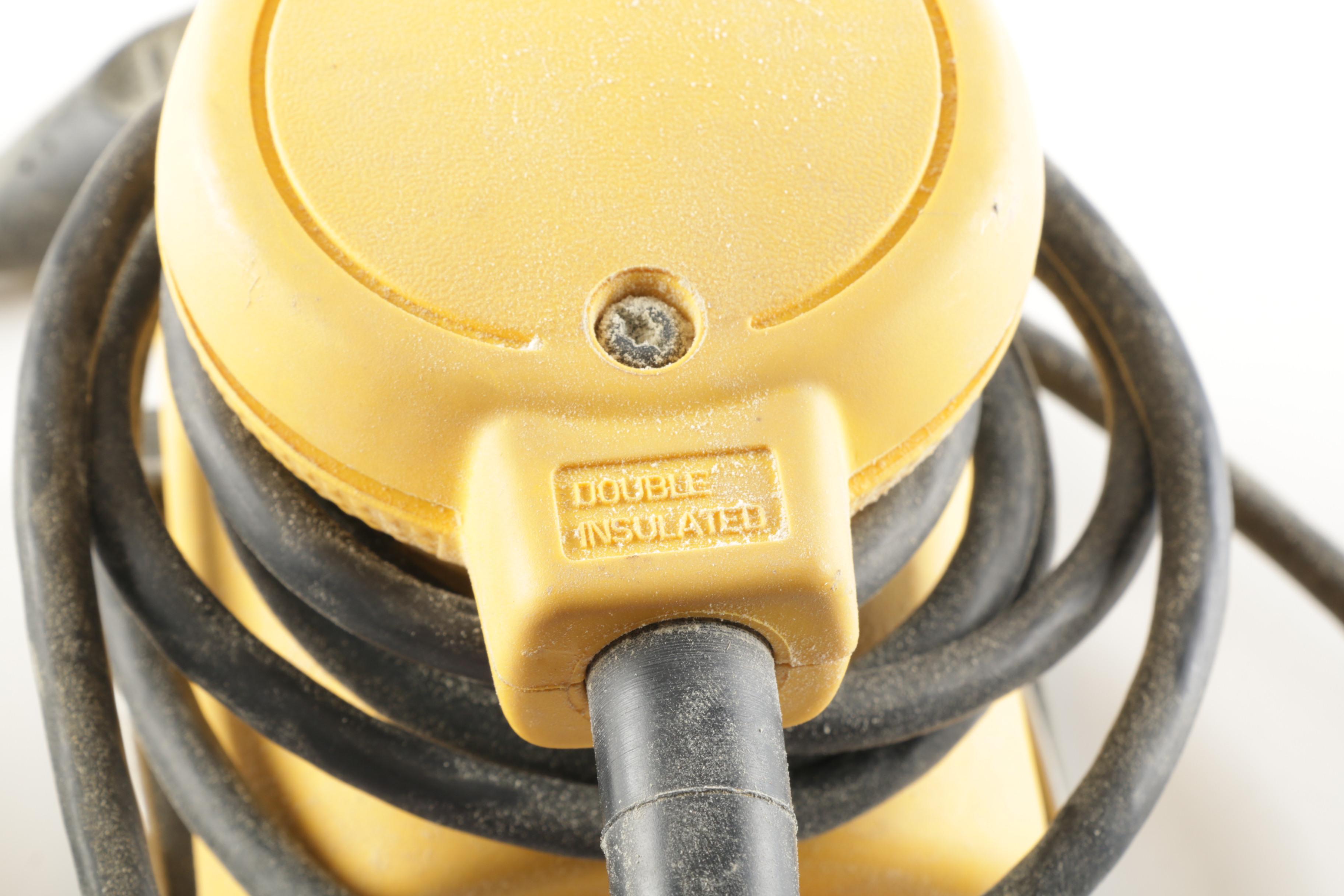 DeWalt Palm Grip Sander