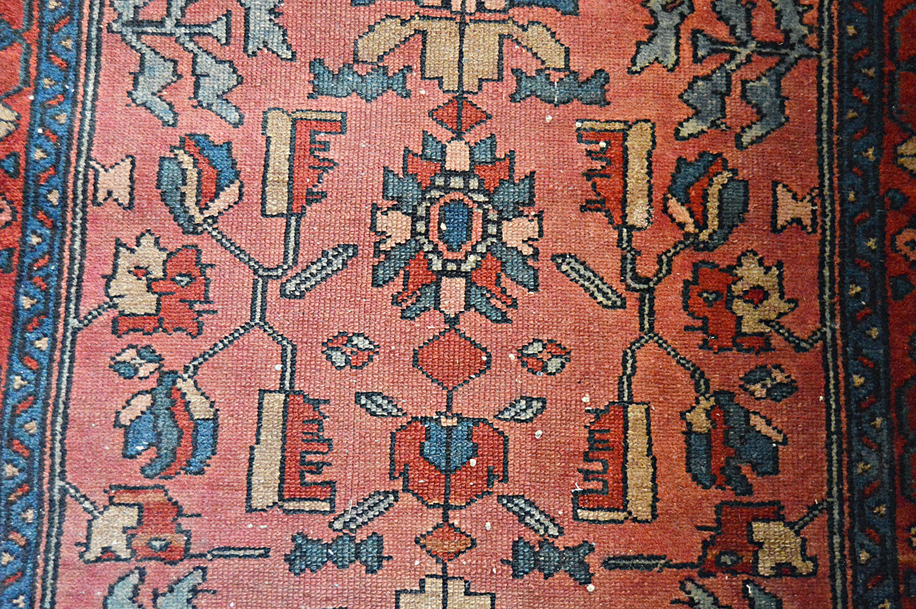 Antique Hand-Knotted Malayer Sarouk Wool Accent Rug