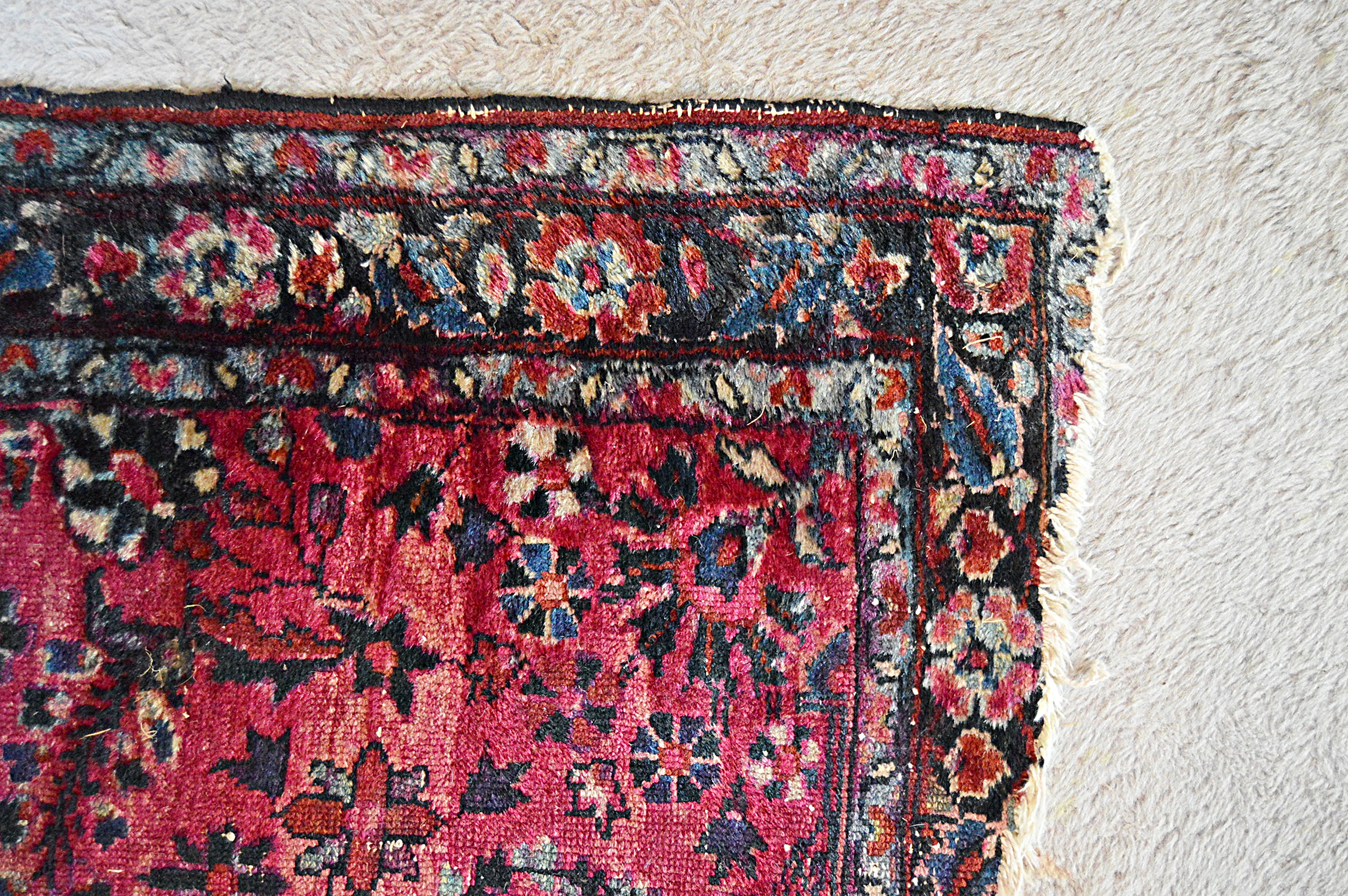 Antique Hand-Knotted Malayer Sarouk Wool Accent Rug