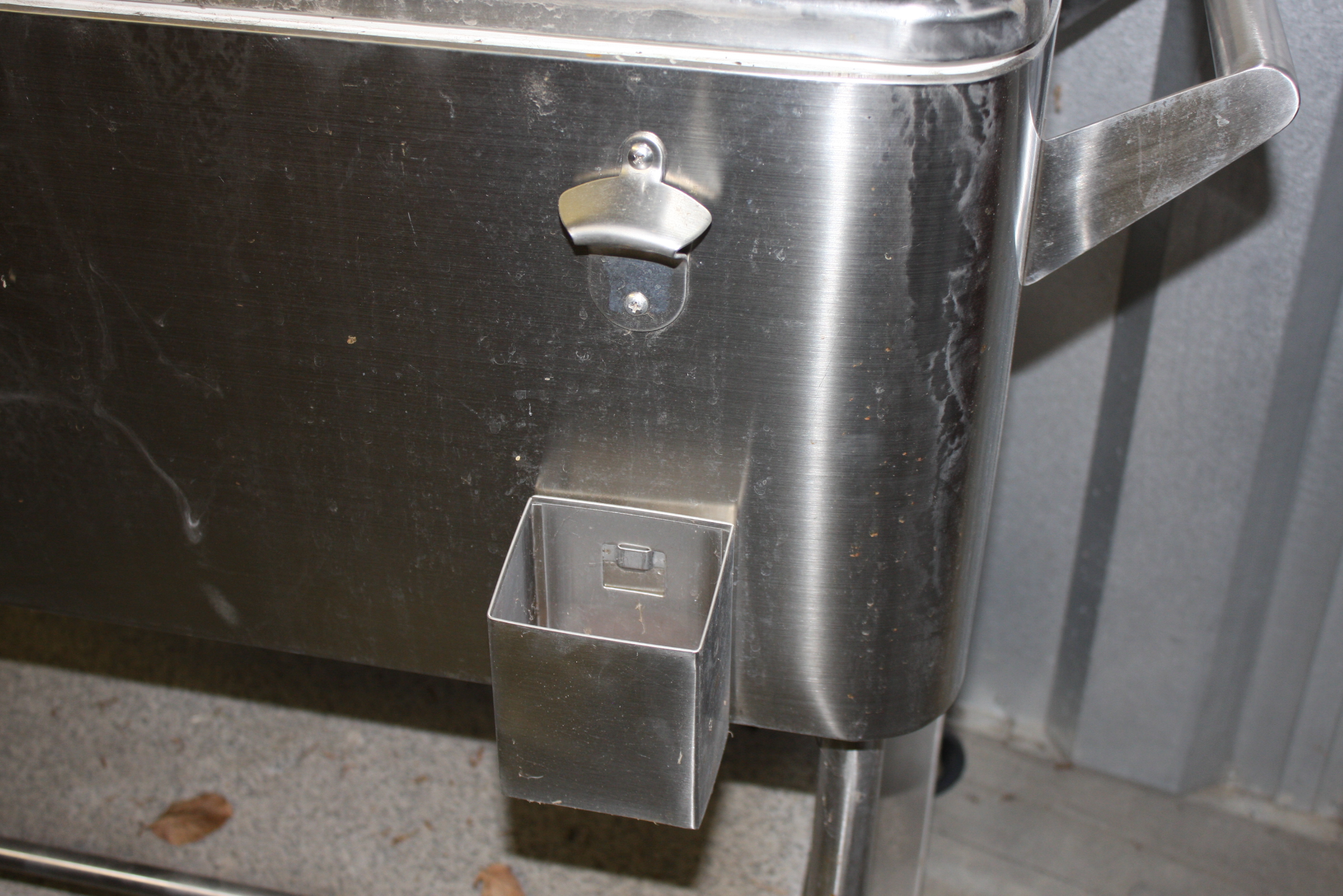 Metal Cooler Rolling Cart