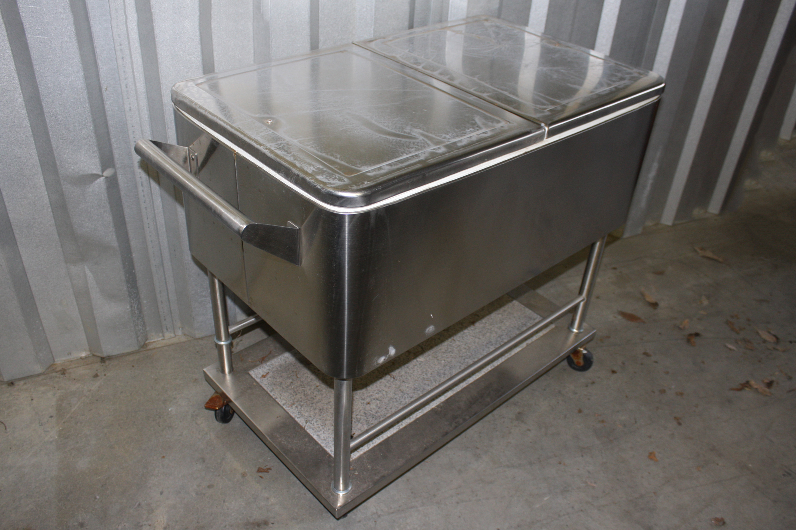 Metal Cooler Rolling Cart