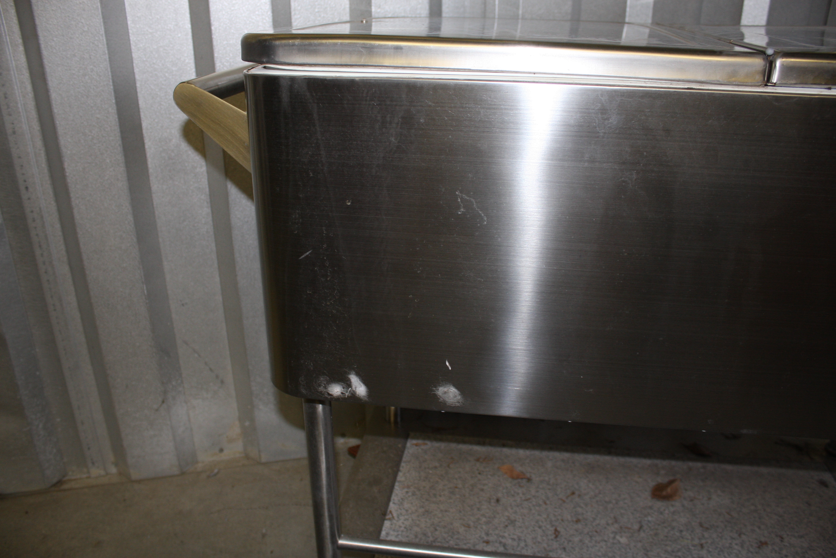 Metal Cooler Rolling Cart