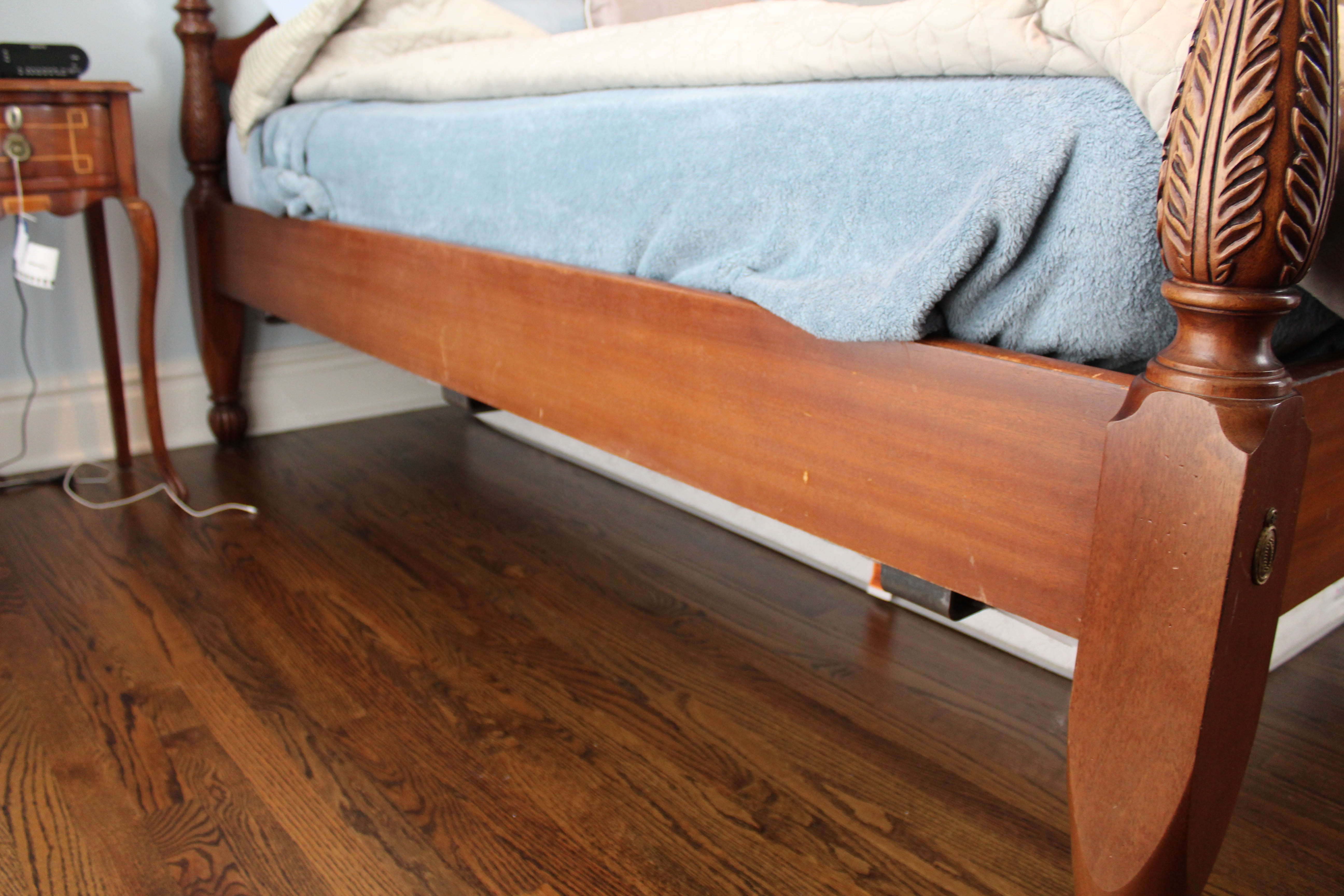 Walnut Queen Size Four Poster Bed with Canopy