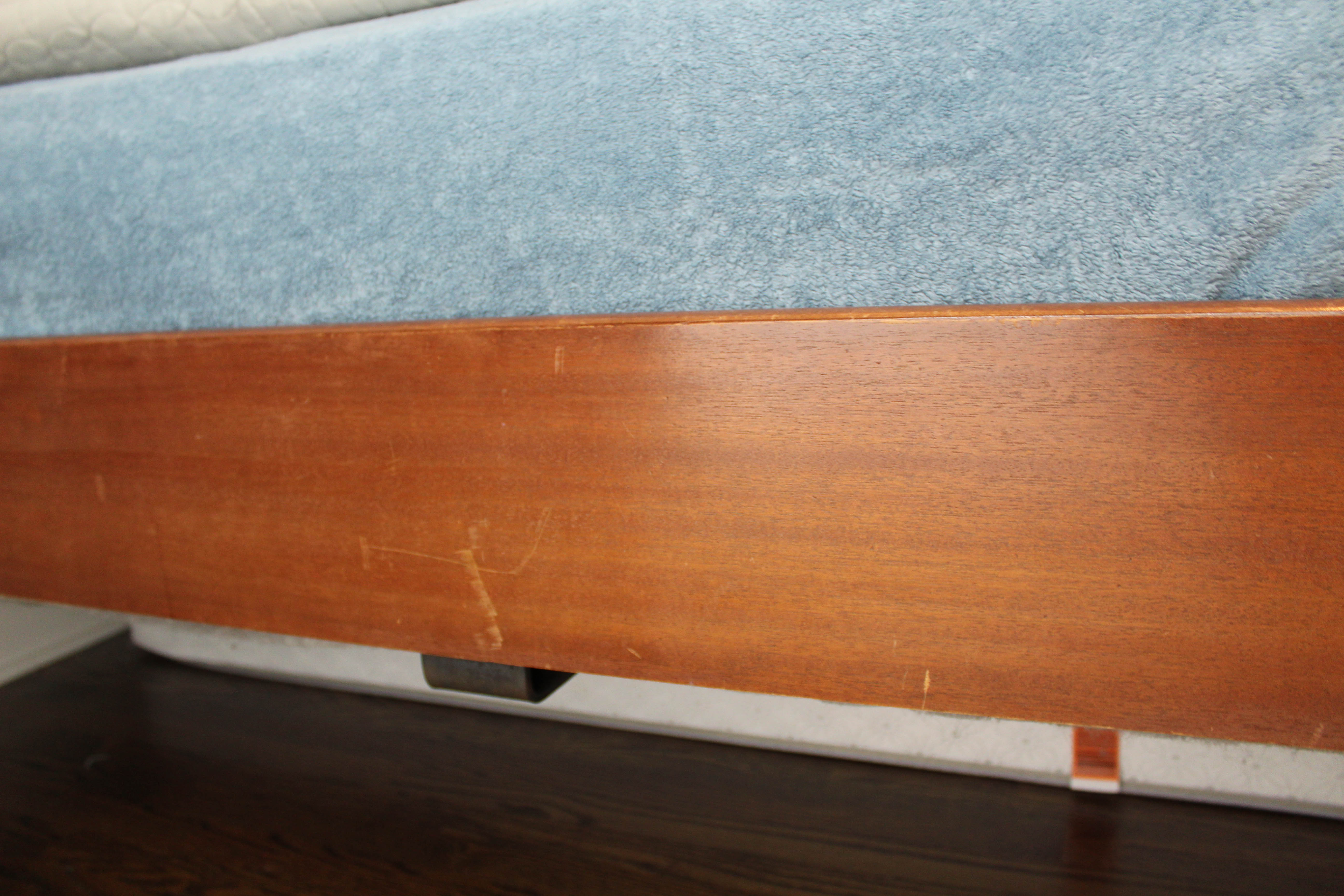 Walnut Queen Size Four Poster Bed with Canopy