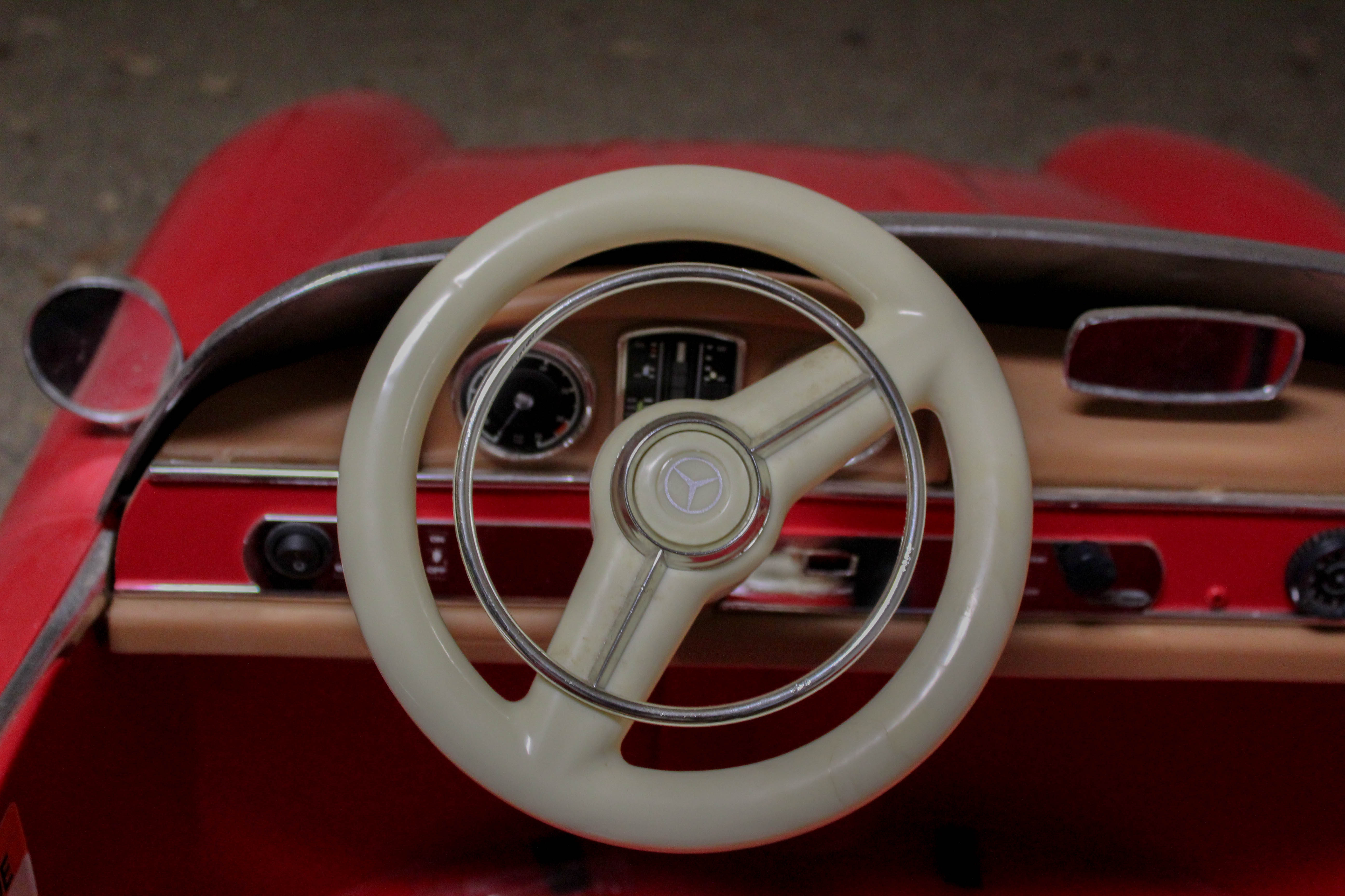 Kid Trax Mercedes-Benz SL300 Electric Ride-On Children's Car