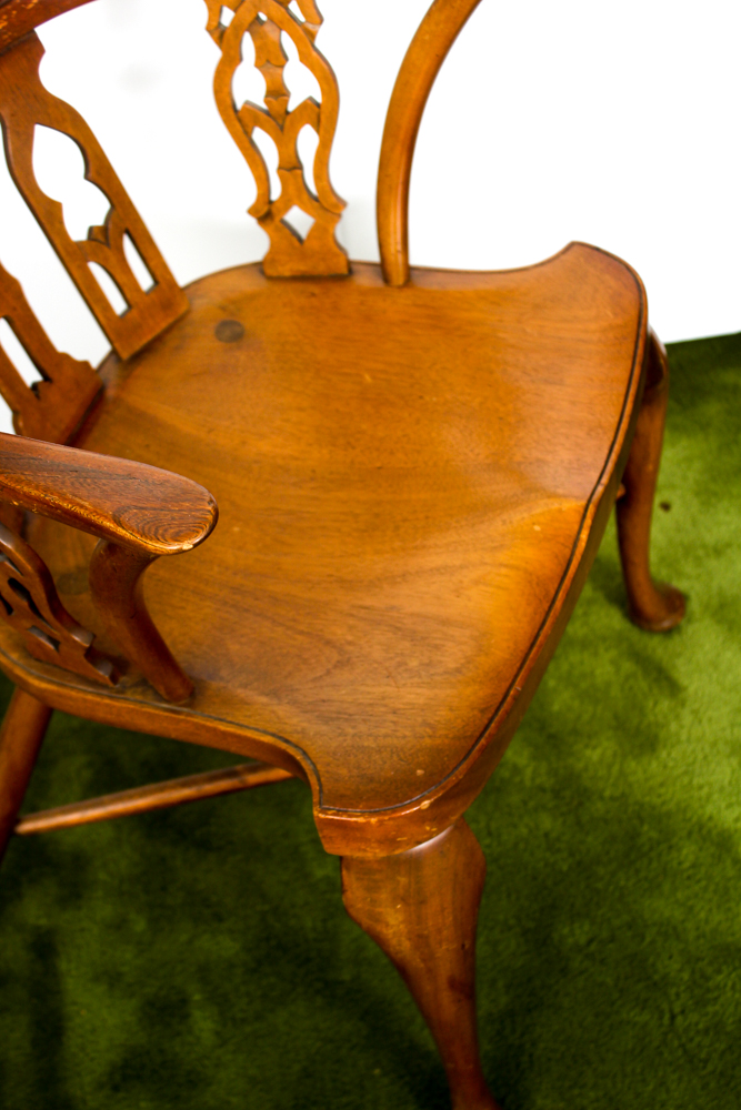 English Style Windsor Chair