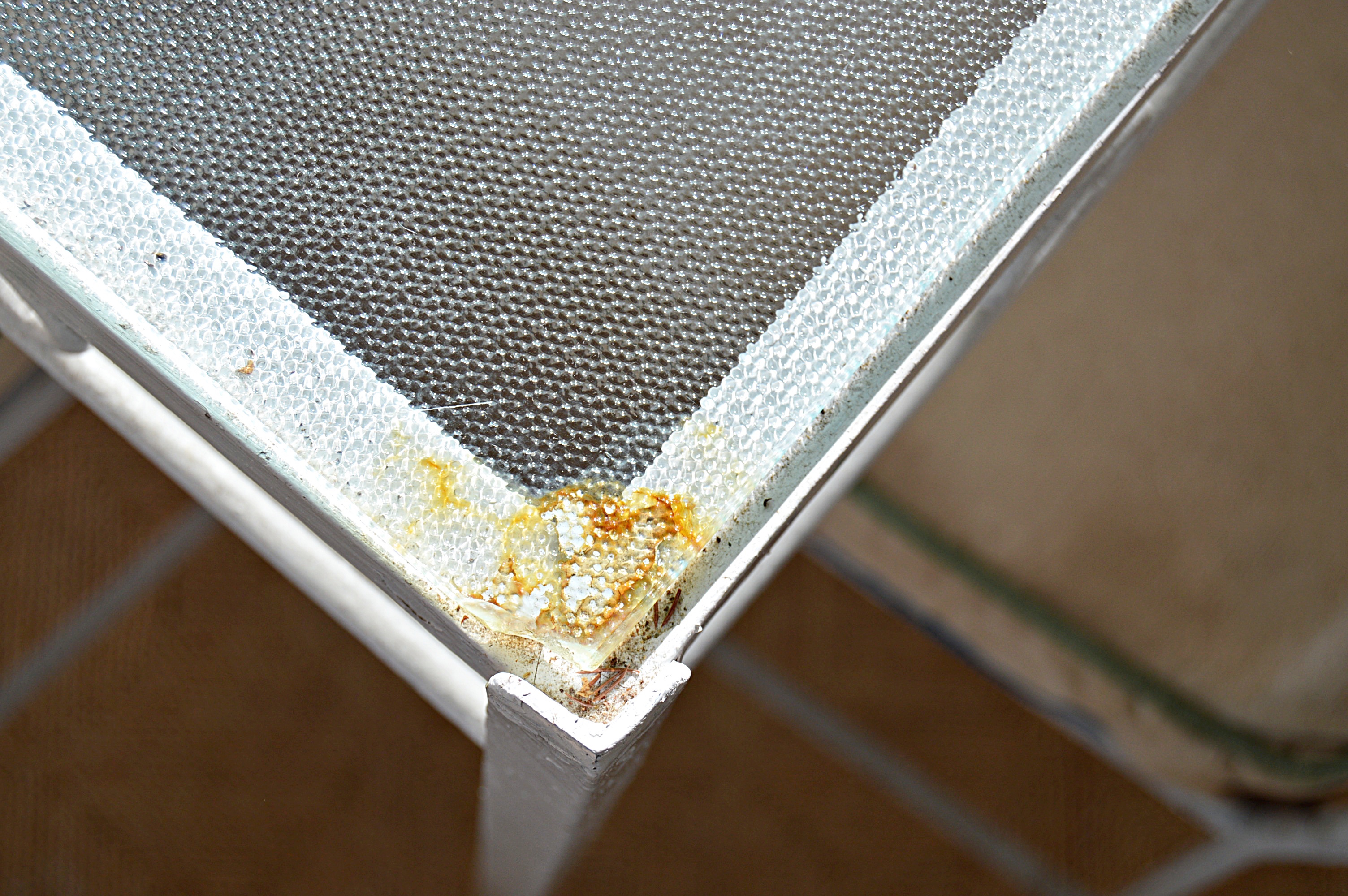 Vintage White-Painted Metal Dining Set