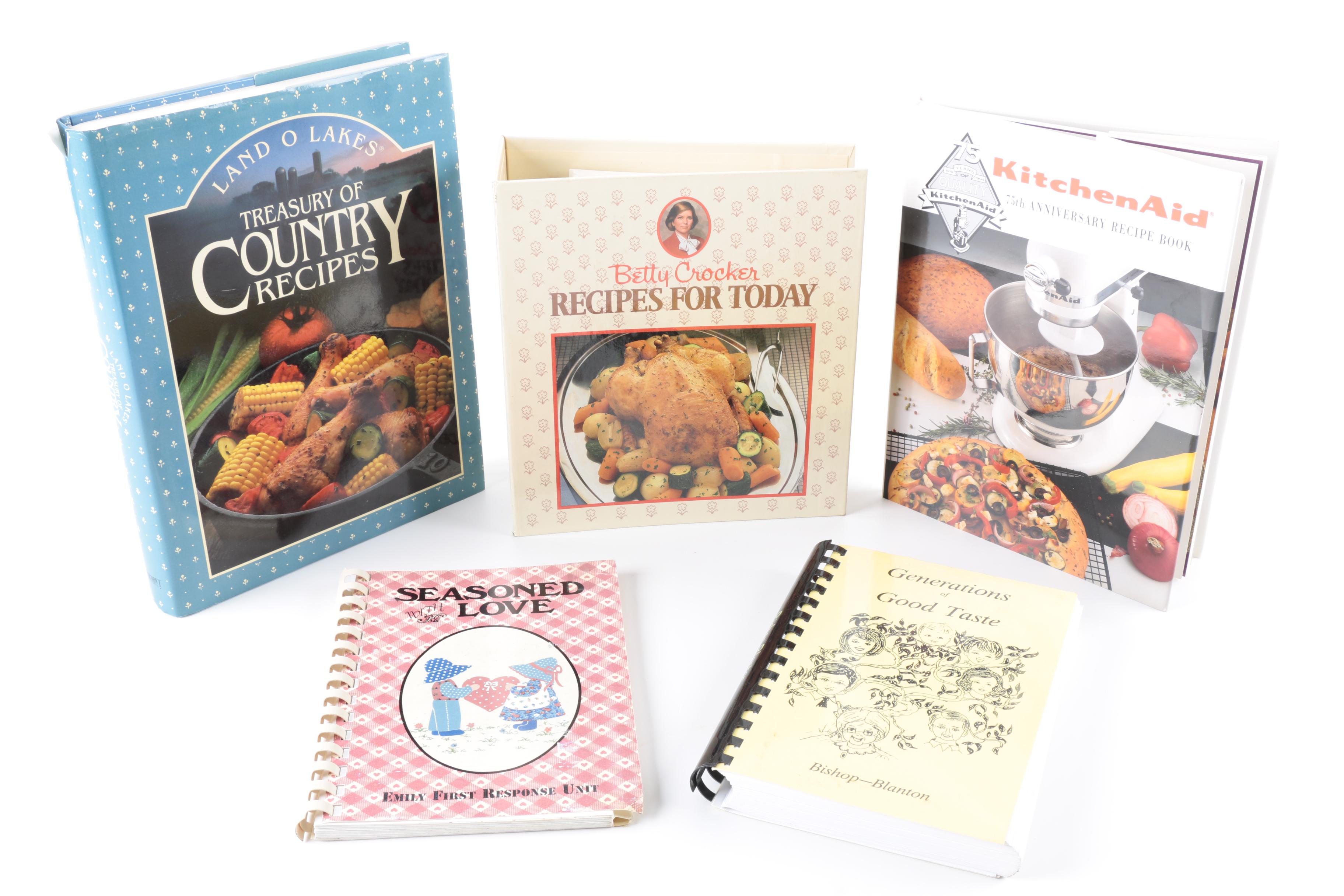 Roasting Pan with Cookbooks