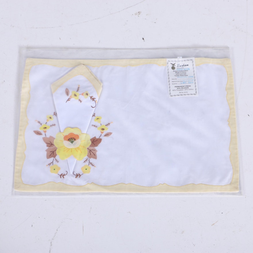 Handmade White and Yellow Table Placemat