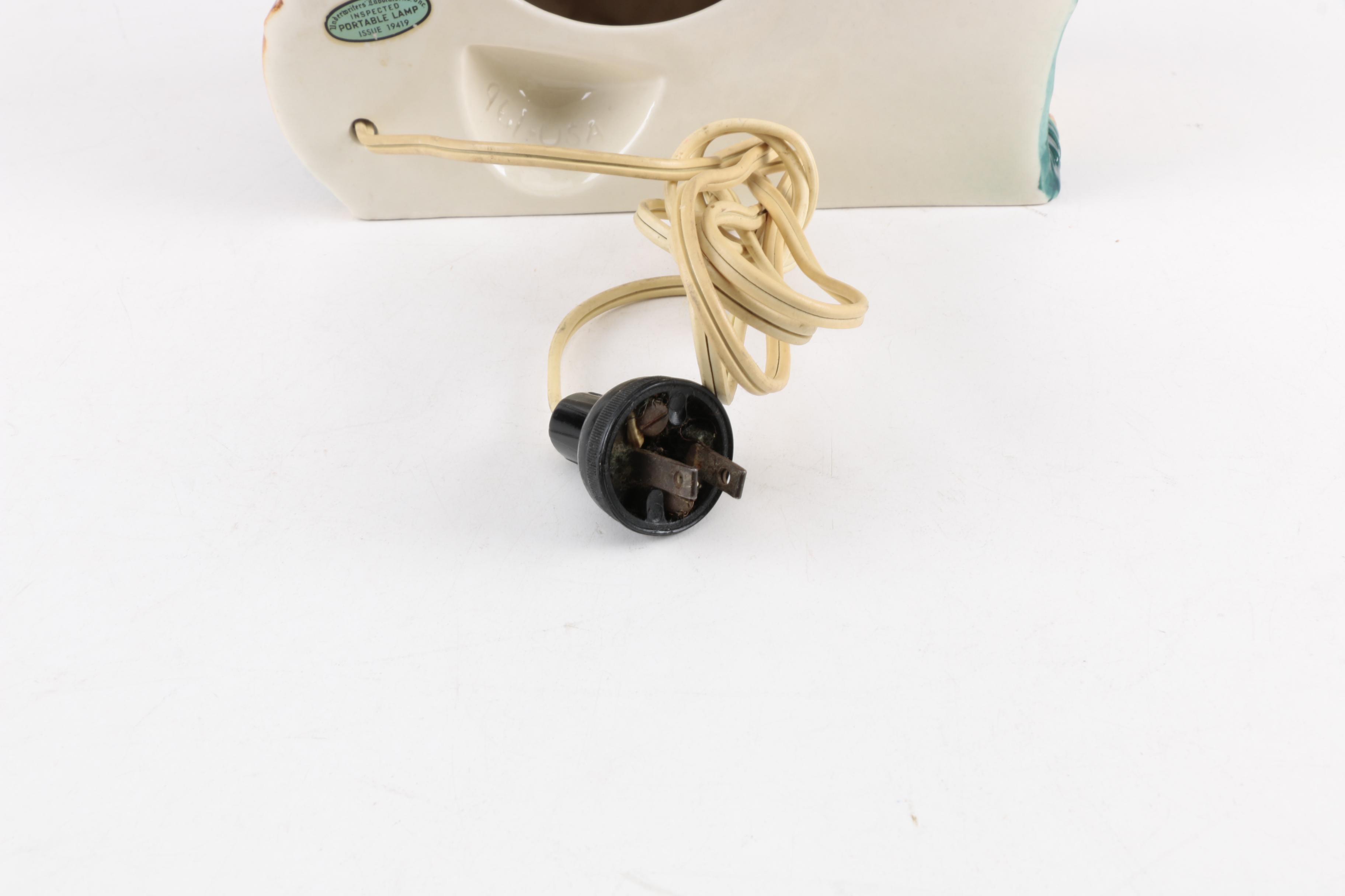 Vintage Ceramic Conestoga Wagon Accent Lamp