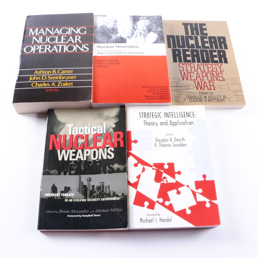Books on Nuclear Weapon Strategy