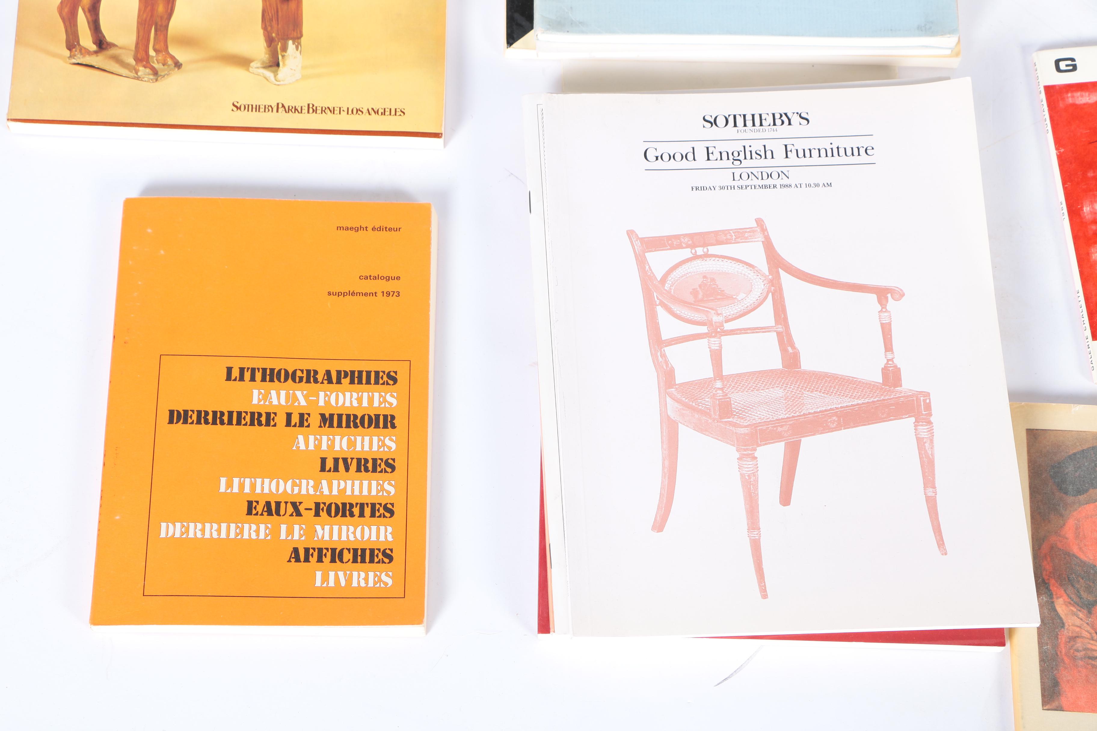 Art Books and Art Gallery Programs.